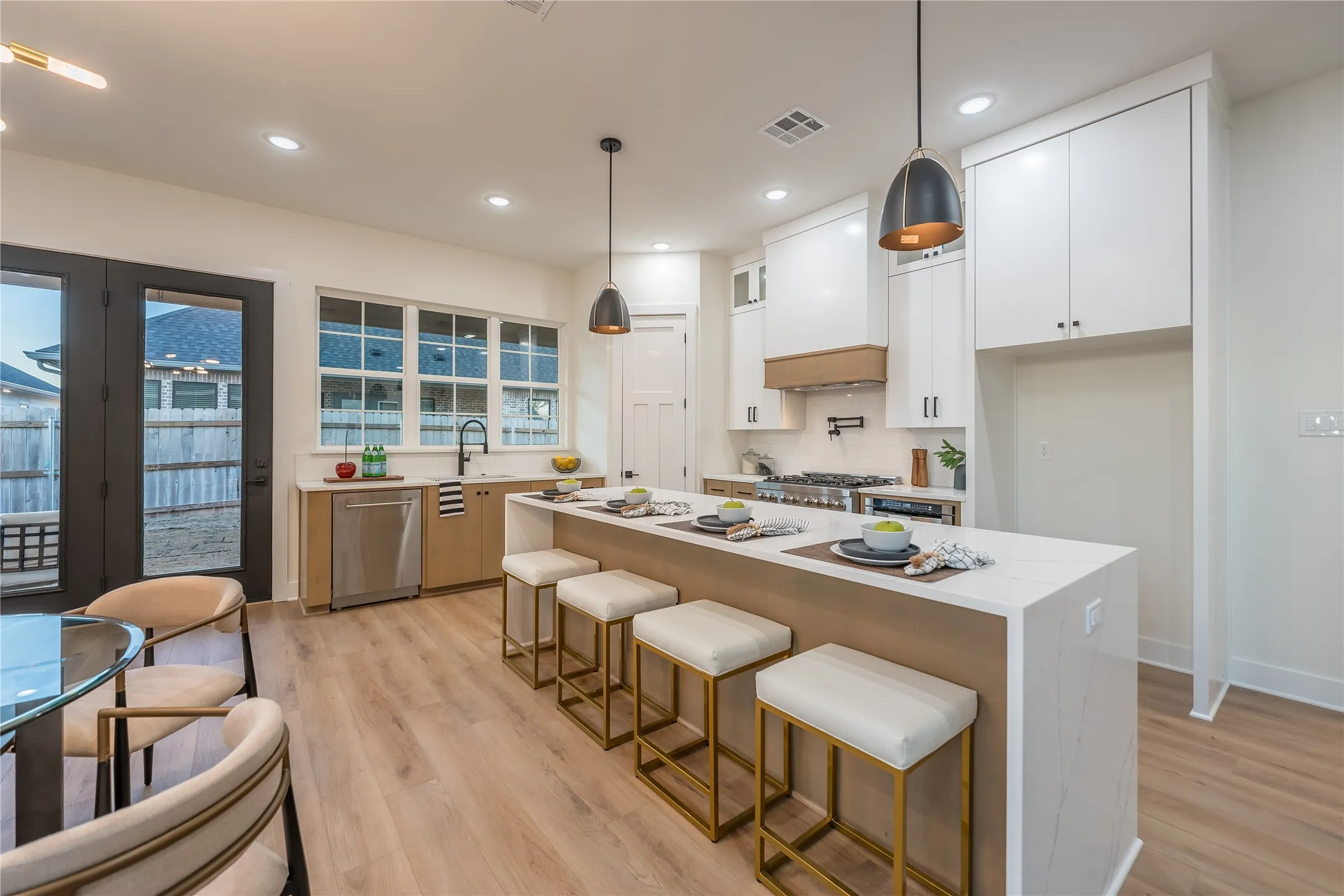Single Family Residence For Sale in Mc Lennan County , 13019 Rainier Drive, Woodway, Texas 76712, 5 Bedroom, 3 Bathroom, 2 Garage spaces, 3,070 Sqft, built in 2024, mls#21362778, Real Estate Agent in Woodway, Homes For Sale in Mc Lennan county, Homes For Sale in Woodway, Realtor in Woodway Texas, Real Estate Brokerage Independent Realty Texas, Luminita Cordes Realtor