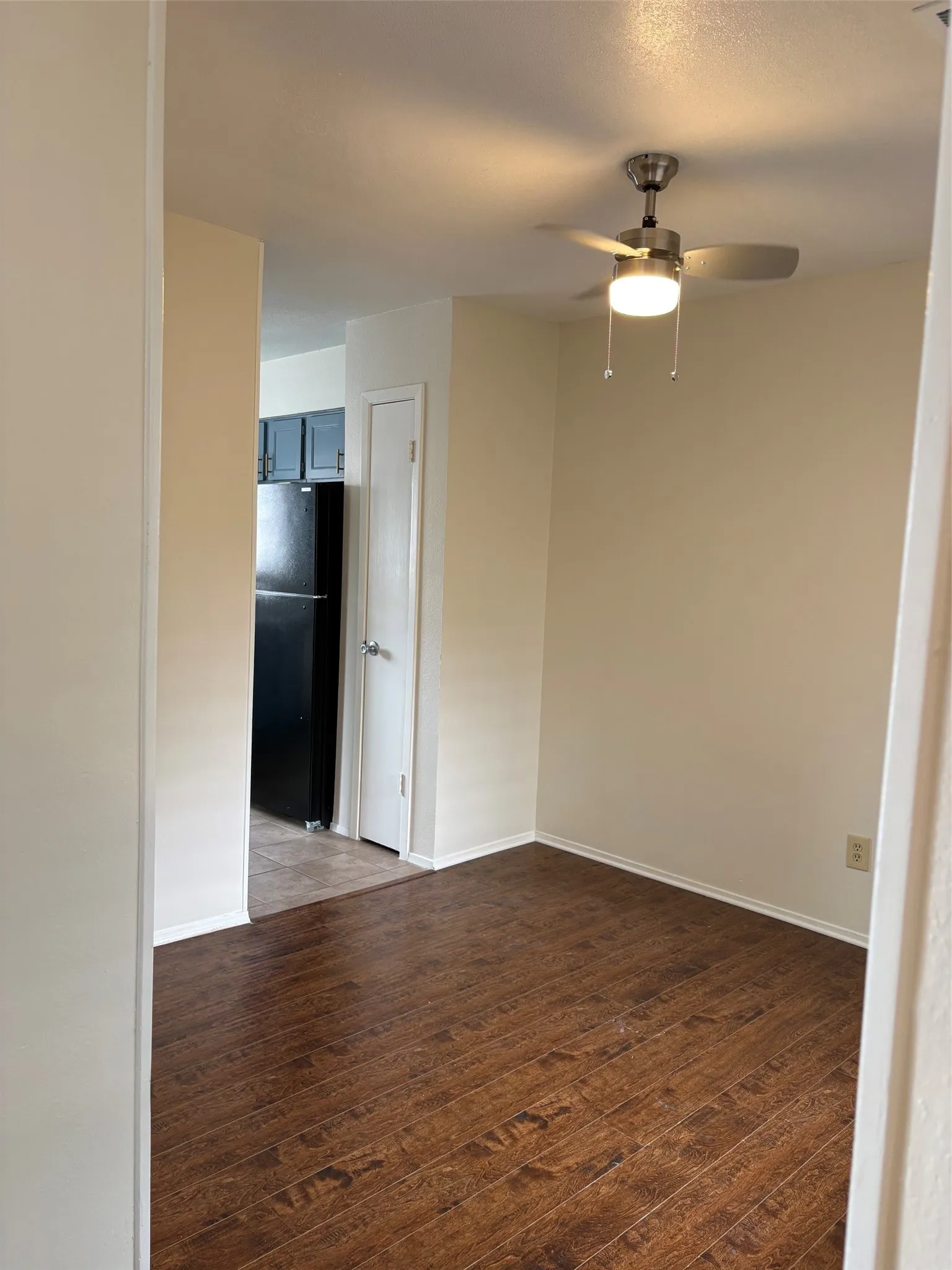 Condominium For Sale in Dallas County , 5335 BENT TREE FOREST Drive 288, Dallas, Texas 75248, 1 Bedroom, 1 Bathroom, Garage spaces, 687 Sqft, built in 1981, mls#21410327, Real Estate Agent in Dallas, Homes For Sale in Dallas county, Homes For Sale in Dallas, Realtor in Dallas Texas, Real Estate Brokerage Independent Realty Texas, Luminita Cordes Realtor