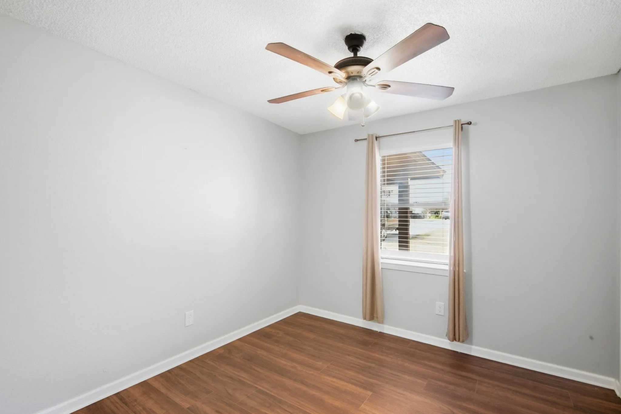 Guest Bedroom 1