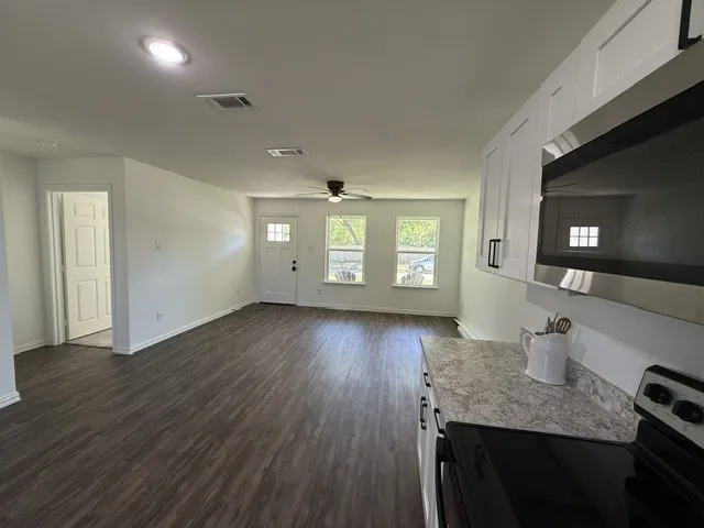 Single Family Residence For Sale in Delta County , 251 E Ft Worth Avenue, Cooper, Texas 75432, 3 Bedroom, 2 Bathroom, Garage spaces, 1,092 Sqft, built in 2026, mls#21407579, Real Estate Agent in Cooper, Homes For Sale in Delta county, Homes For Sale in Cooper, Realtor in Cooper Texas, Real Estate Brokerage Independent Realty Texas, Luminita Cordes Realtor