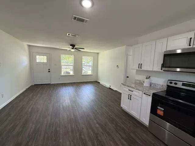 Single Family Residence For Sale in Delta County , 251 E Ft Worth Avenue, Cooper, Texas 75432, 3 Bedroom, 2 Bathroom, Garage spaces, 1,092 Sqft, built in 2026, mls#21407579, Real Estate Agent in Cooper, Homes For Sale in Delta county, Homes For Sale in Cooper, Realtor in Cooper Texas, Real Estate Brokerage Independent Realty Texas, Luminita Cordes Realtor