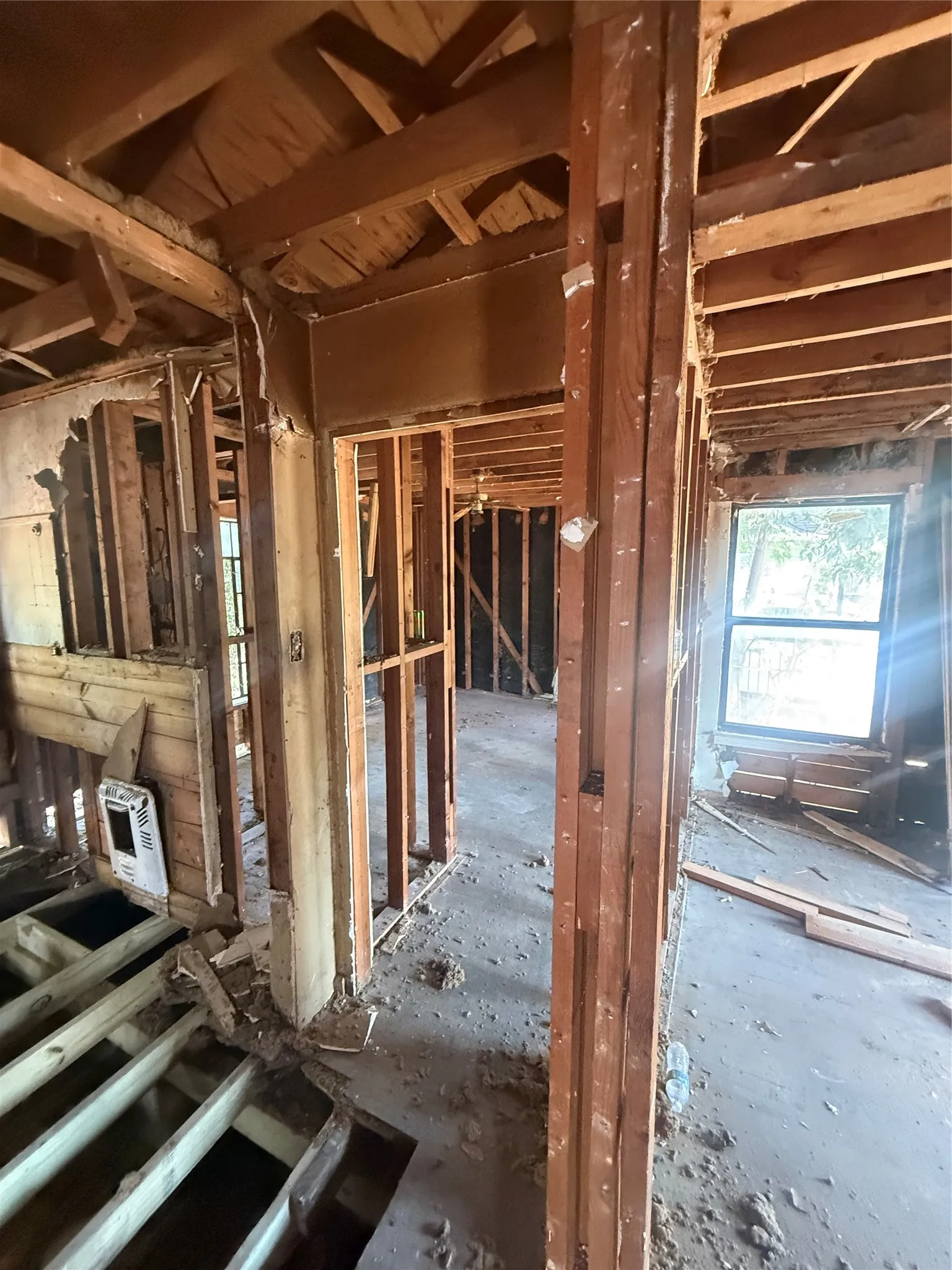Single Family Residence For Sale in Dallas County , 2519 Fordham Road, Dallas, Texas 75216, 2 Bedroom, 1 Bathroom, Garage spaces, 816 Sqft, built in 1949, mls#21410329, Real Estate Agent in Dallas, Homes For Sale in Dallas county, Homes For Sale in Dallas, Realtor in Dallas Texas, Real Estate Brokerage Independent Realty Texas, Luminita Cordes Realtor