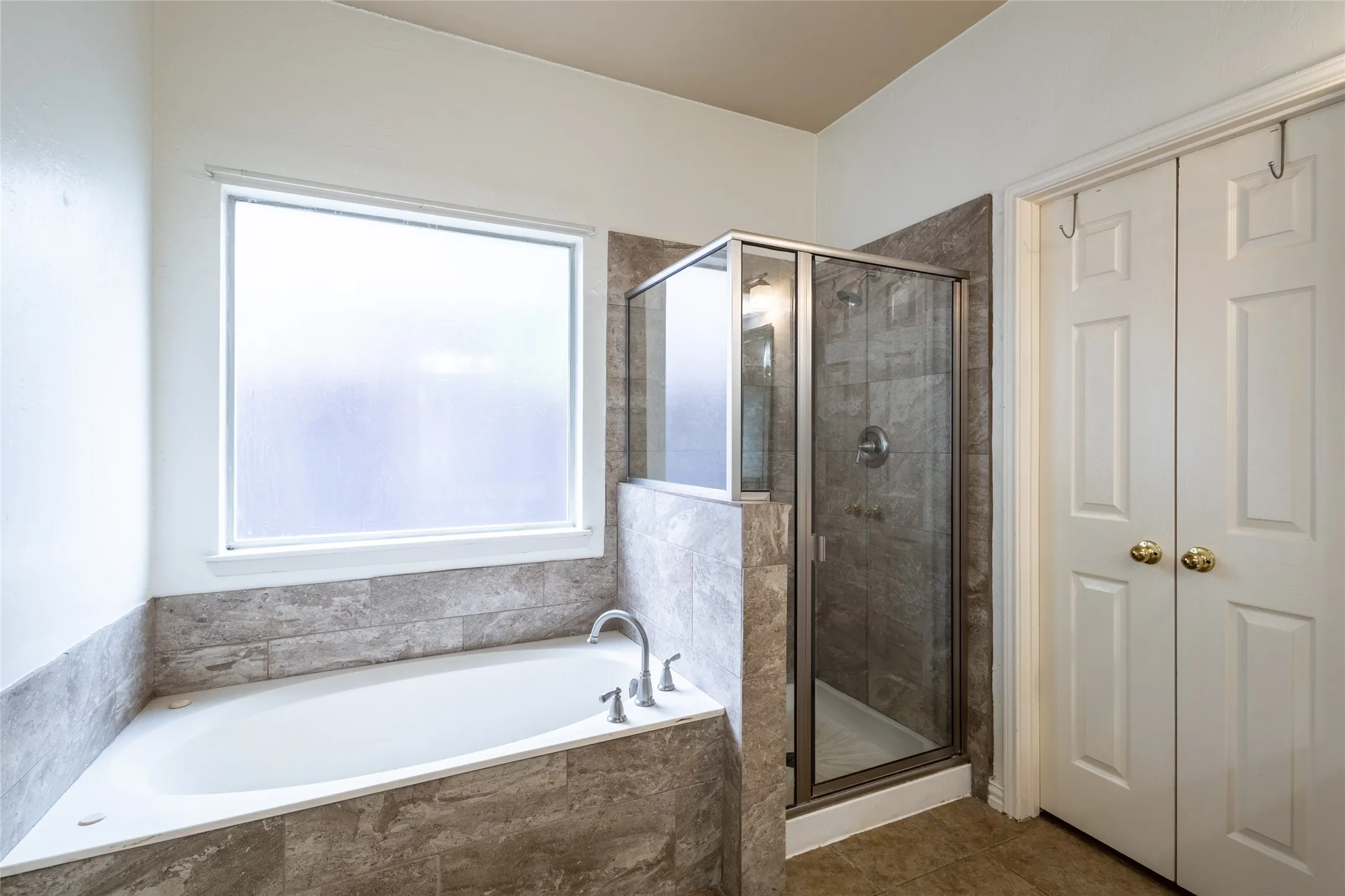 Single Family Residence For Rent in Collin County , 7836 Armor Lane, Frisco, Texas 75035, 3 Bedroom, 2 Bathroom, 2 Garage spaces, 1,430 Sqft, built in 1994, mls#21410332, Real Estate Agent in Frisco, Homes For Rent in Collin county, Homes For Rent in Frisco, Realtor in Frisco Texas, Real Estate Brokerage Independent Realty Texas, Luminita Cordes Realtor