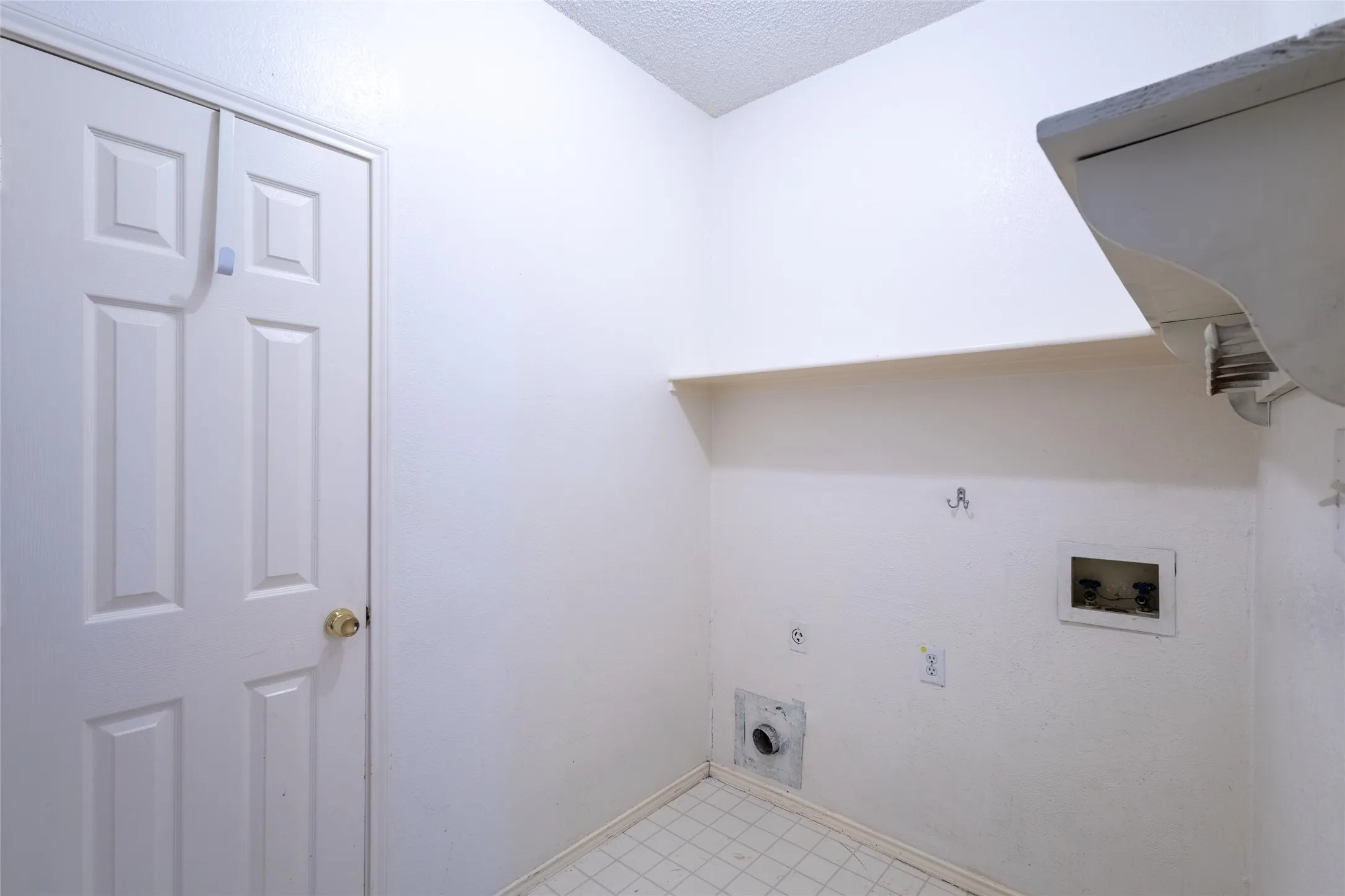 Single Family Residence For Rent in Collin County , 7836 Armor Lane, Frisco, Texas 75035, 3 Bedroom, 2 Bathroom, 2 Garage spaces, 1,430 Sqft, built in 1994, mls#21410332, Real Estate Agent in Frisco, Homes For Rent in Collin county, Homes For Rent in Frisco, Realtor in Frisco Texas, Real Estate Brokerage Independent Realty Texas, Luminita Cordes Realtor