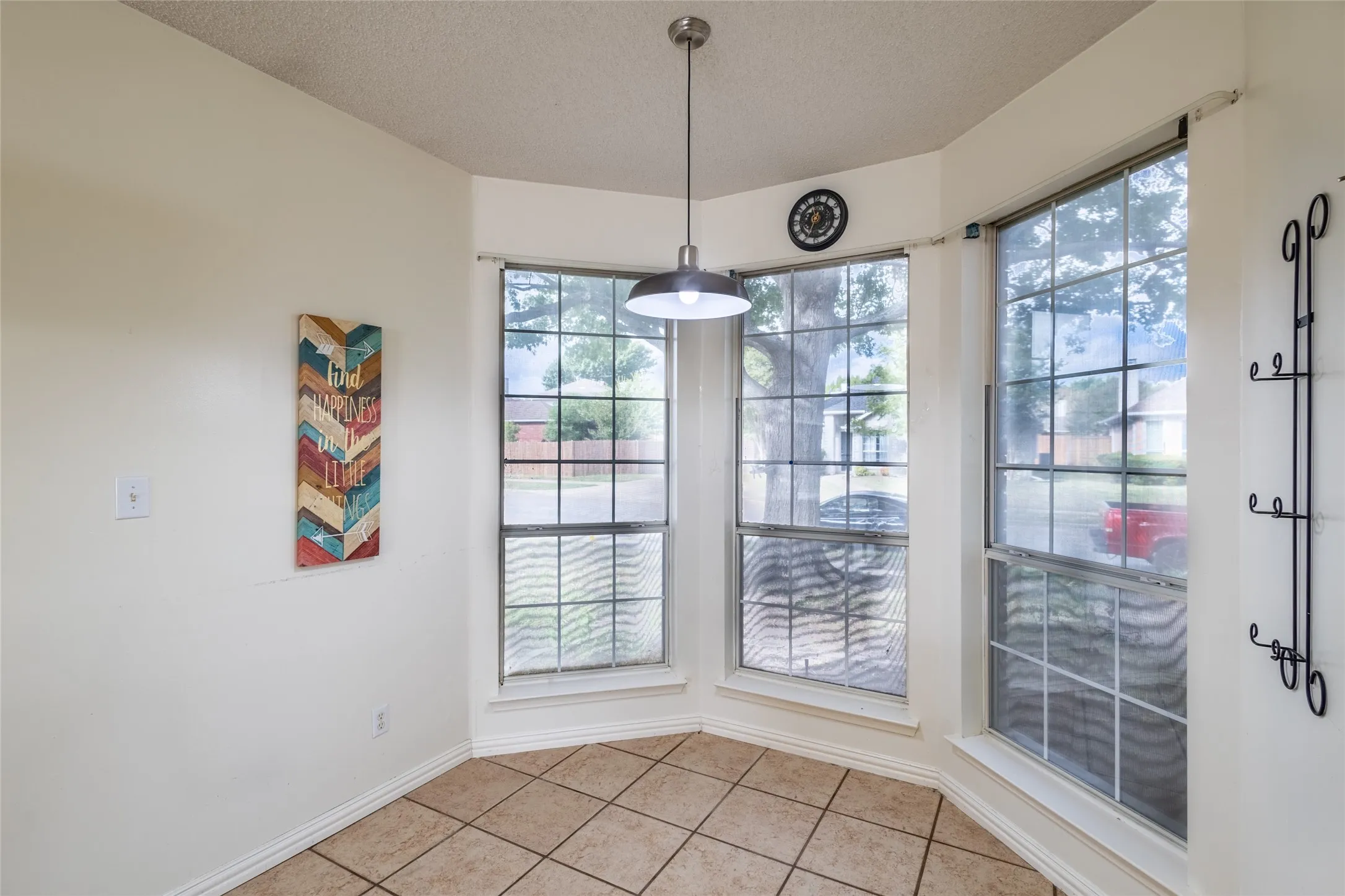 Single Family Residence For Rent in Collin County , 7836 Armor Lane, Frisco, Texas 75035, 3 Bedroom, 2 Bathroom, 2 Garage spaces, 1,430 Sqft, built in 1994, mls#21410332, Real Estate Agent in Frisco, Homes For Rent in Collin county, Homes For Rent in Frisco, Realtor in Frisco Texas, Real Estate Brokerage Independent Realty Texas, Luminita Cordes Realtor