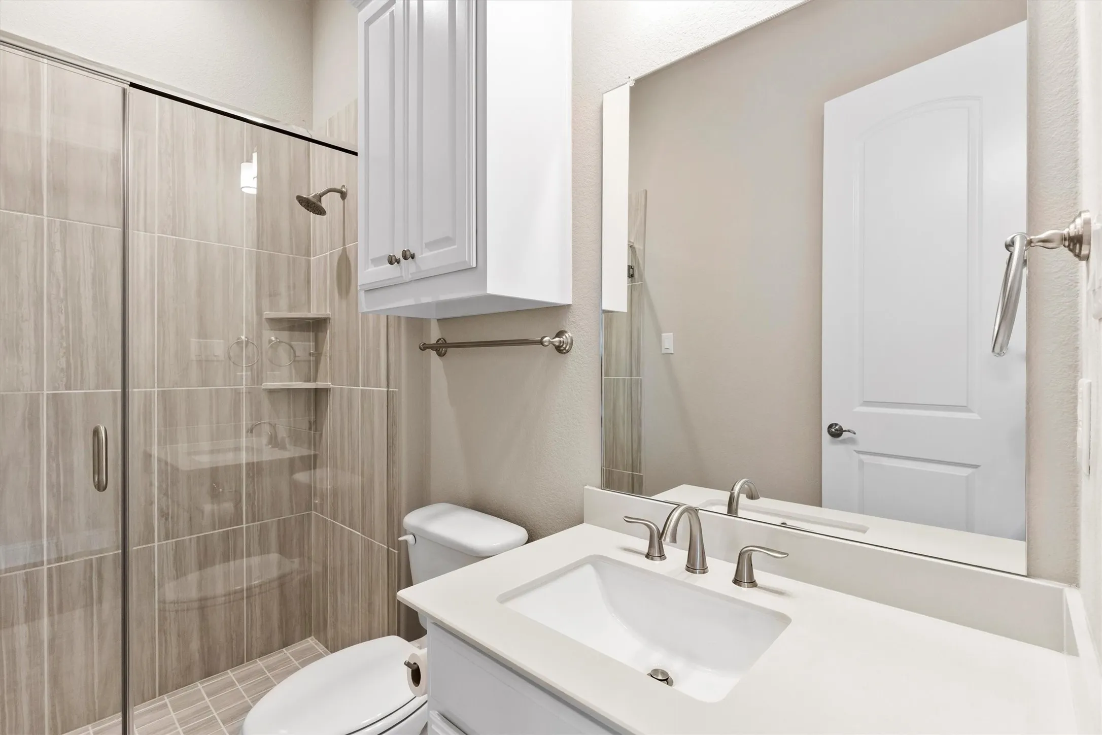Single Family Residence For Sale in Ellis County , 4651 Spring Garden Road, Midlothian, Texas 76065, 3 Bedroom, 3 Bathroom, 3 Garage spaces, 3,060 Sqft, built in 2023, mls#21408711, Real Estate Agent in Midlothian, Homes For Sale in Ellis county, Homes For Sale in Midlothian, Realtor in Midlothian Texas, Real Estate Brokerage Independent Realty Texas, Luminita Cordes Realtor