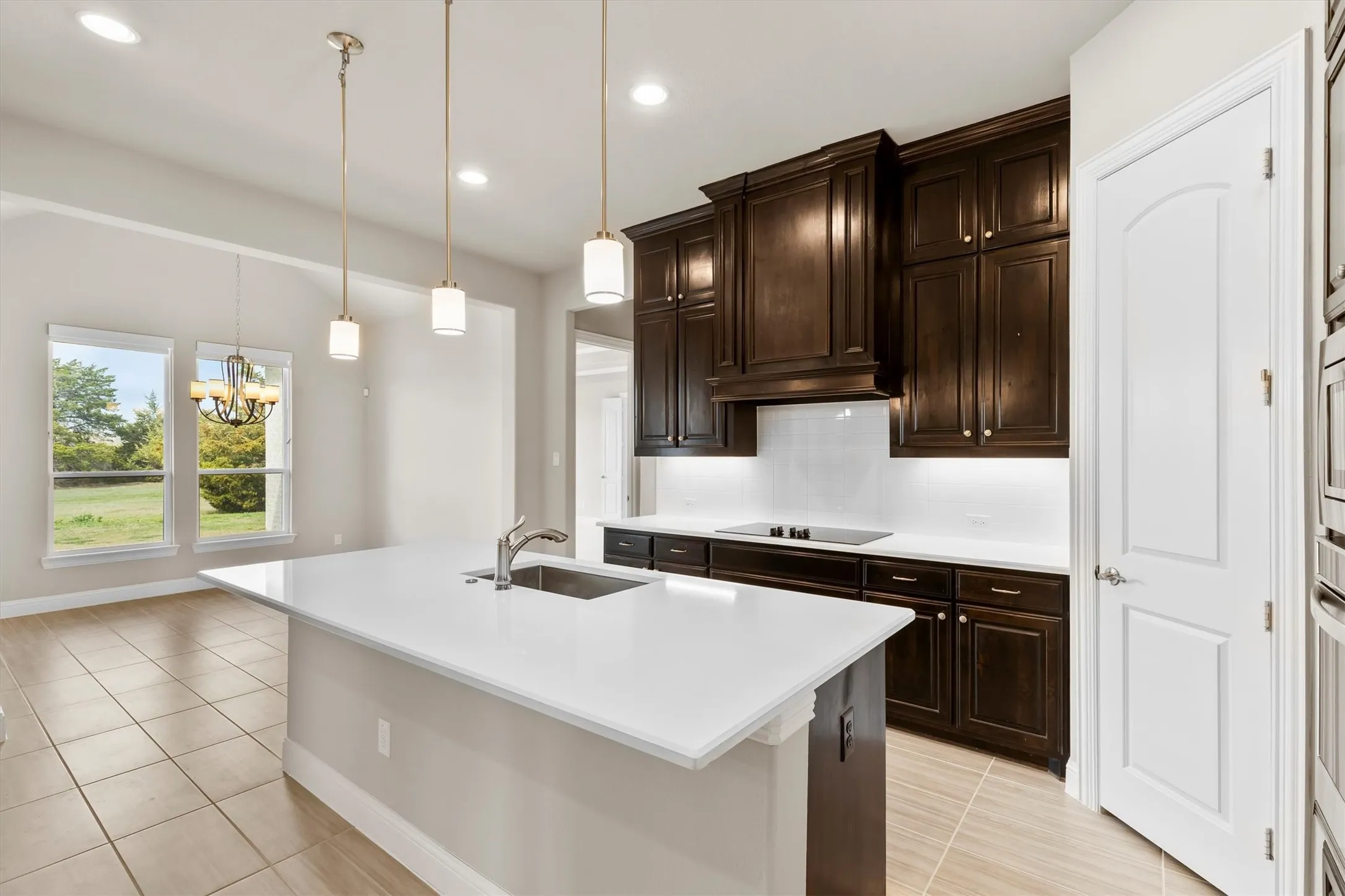 Single Family Residence For Sale in Ellis County , 4651 Spring Garden Road, Midlothian, Texas 76065, 3 Bedroom, 3 Bathroom, 3 Garage spaces, 3,060 Sqft, built in 2023, mls#21408711, Real Estate Agent in Midlothian, Homes For Sale in Ellis county, Homes For Sale in Midlothian, Realtor in Midlothian Texas, Real Estate Brokerage Independent Realty Texas, Luminita Cordes Realtor