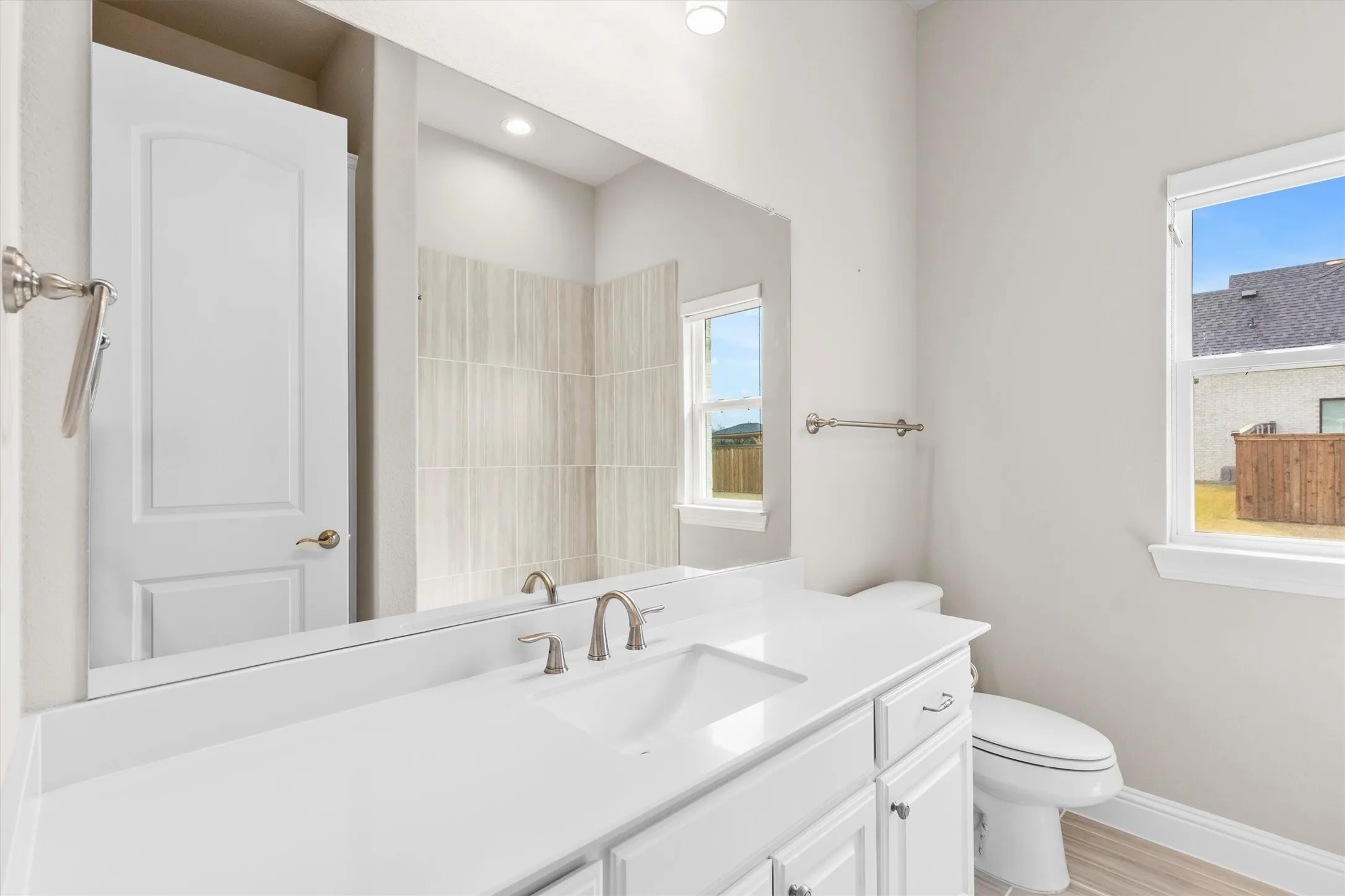 Single Family Residence For Sale in Ellis County , 4651 Spring Garden Road, Midlothian, Texas 76065, 3 Bedroom, 3 Bathroom, 3 Garage spaces, 3,060 Sqft, built in 2023, mls#21408711, Real Estate Agent in Midlothian, Homes For Sale in Ellis county, Homes For Sale in Midlothian, Realtor in Midlothian Texas, Real Estate Brokerage Independent Realty Texas, Luminita Cordes Realtor
