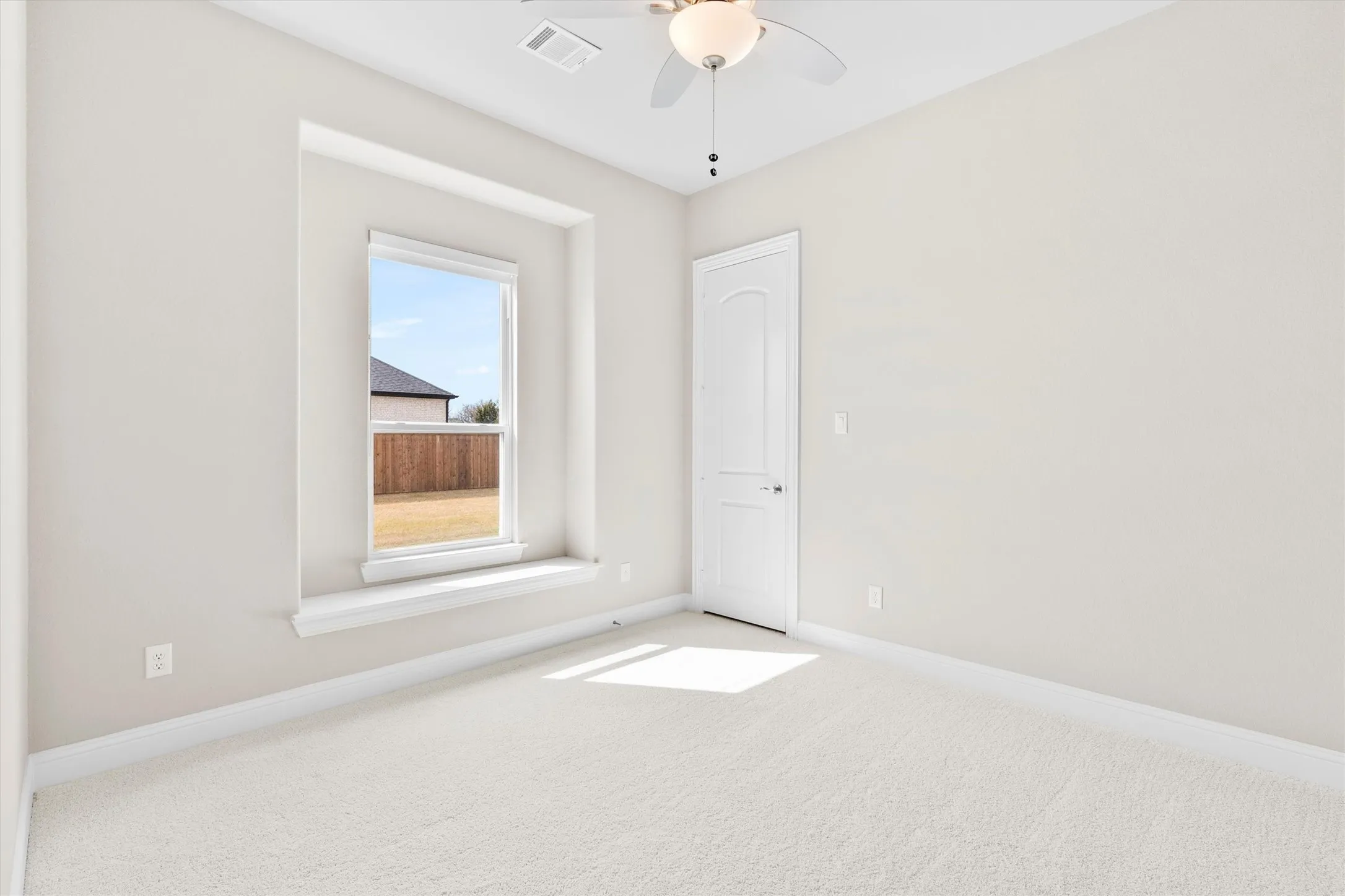 Single Family Residence For Sale in Ellis County , 4651 Spring Garden Road, Midlothian, Texas 76065, 3 Bedroom, 3 Bathroom, 3 Garage spaces, 3,060 Sqft, built in 2023, mls#21408711, Real Estate Agent in Midlothian, Homes For Sale in Ellis county, Homes For Sale in Midlothian, Realtor in Midlothian Texas, Real Estate Brokerage Independent Realty Texas, Luminita Cordes Realtor