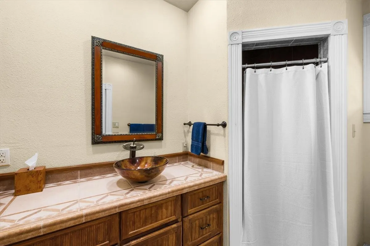 Farm For Sale in Coryell County , 1500 County Road 161, Evant, Texas 76525, 4 Bedroom, 4 Bathroom, Garage spaces, 2,762 Sqft, built in 2011, mls#21409970, Real Estate Agent in Evant, Homes For Sale in Coryell county, Homes For Sale in Evant, Realtor in Evant Texas, Real Estate Brokerage Independent Realty Texas, Luminita Cordes Realtor