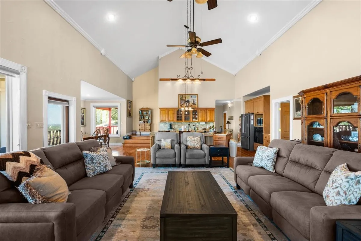 Farm For Sale in Coryell County , 1500 County Road 161, Evant, Texas 76525, 4 Bedroom, 4 Bathroom, Garage spaces, 2,762 Sqft, built in 2011, mls#21409970, Real Estate Agent in Evant, Homes For Sale in Coryell county, Homes For Sale in Evant, Realtor in Evant Texas, Real Estate Brokerage Independent Realty Texas, Luminita Cordes Realtor