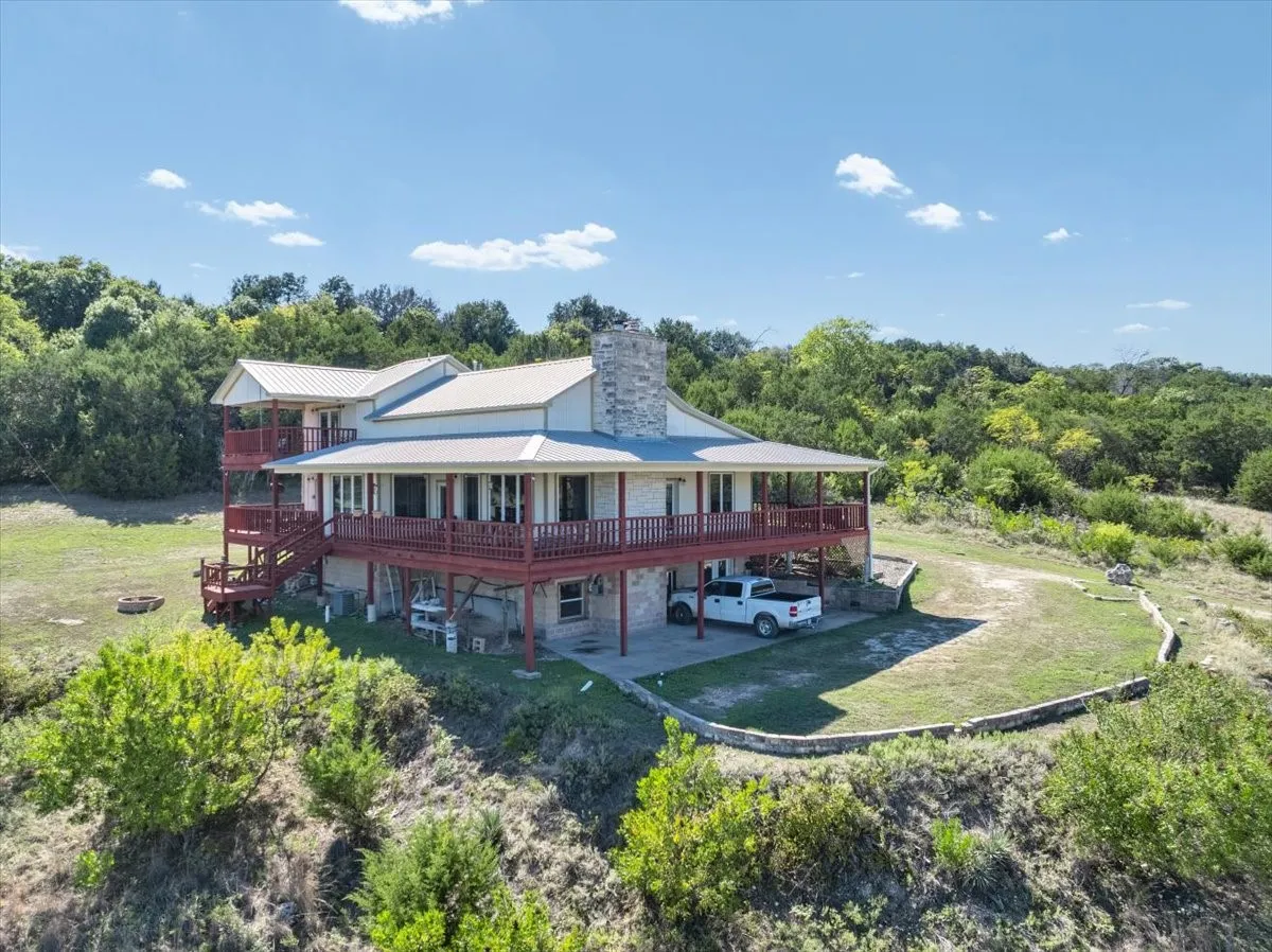 Farm For Sale in Coryell County , 1500 County Road 161, Evant, Texas 76525, 4 Bedroom, 4 Bathroom, Garage spaces, 2,762 Sqft, built in 2011, mls#21409970, Real Estate Agent in Evant, Homes For Sale in Coryell county, Homes For Sale in Evant, Realtor in Evant Texas, Real Estate Brokerage Independent Realty Texas, Luminita Cordes Realtor