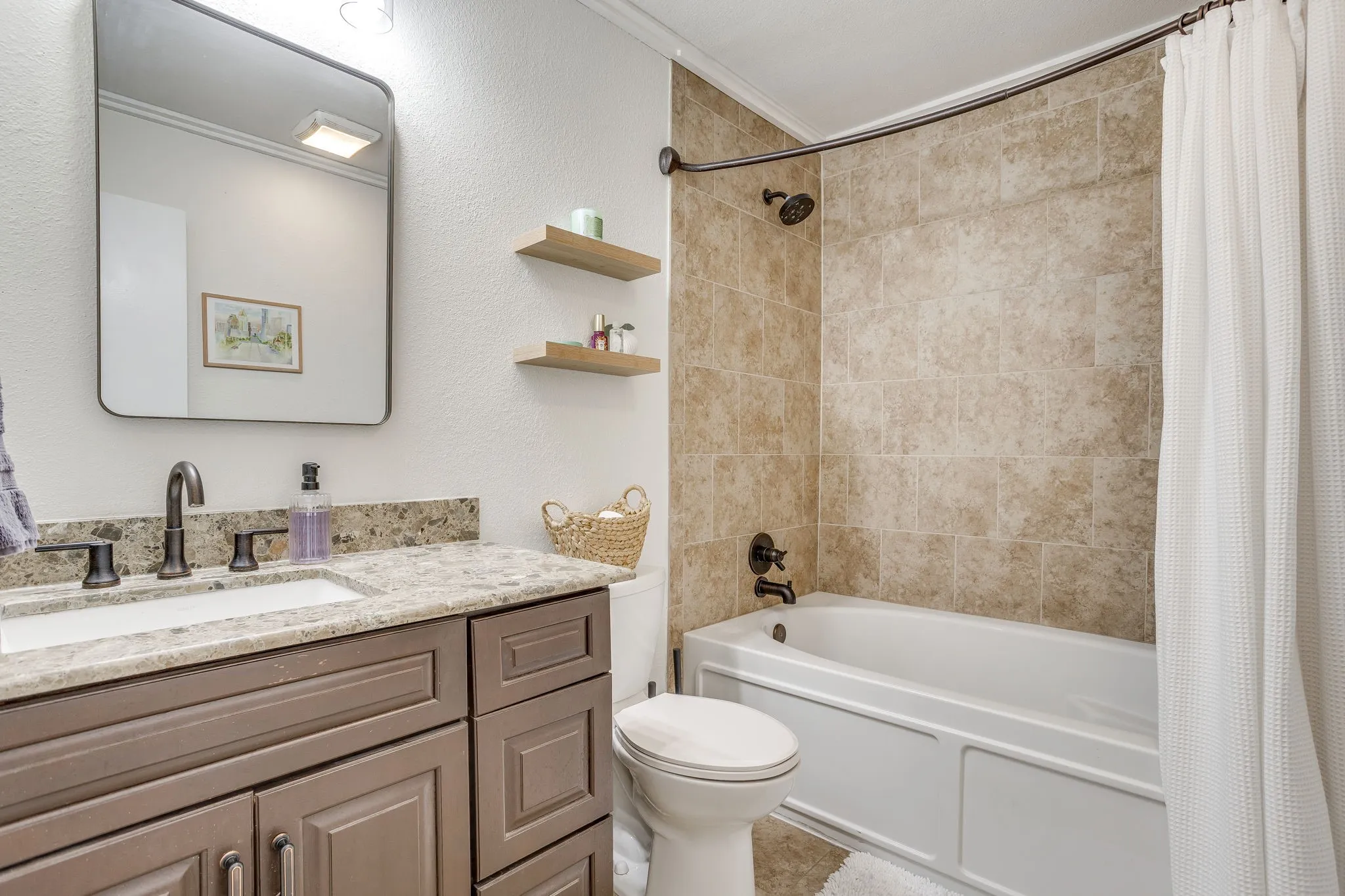 Single Family Residence For Sale in Dallas County , 2101 Alder Trail, Grand Prairie, Texas 75052, 3 Bedroom, 2 Bathroom, 2 Garage spaces, 1,756 Sqft, built in 1978, mls#21403714, Real Estate Agent in Grand Prairie, Homes For Sale in Dallas county, Homes For Sale in Grand Prairie, Realtor in Grand Prairie Texas, Real Estate Brokerage Independent Realty Texas, Luminita Cordes Realtor