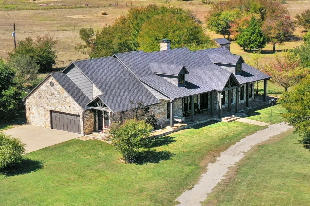 Front wrap porch