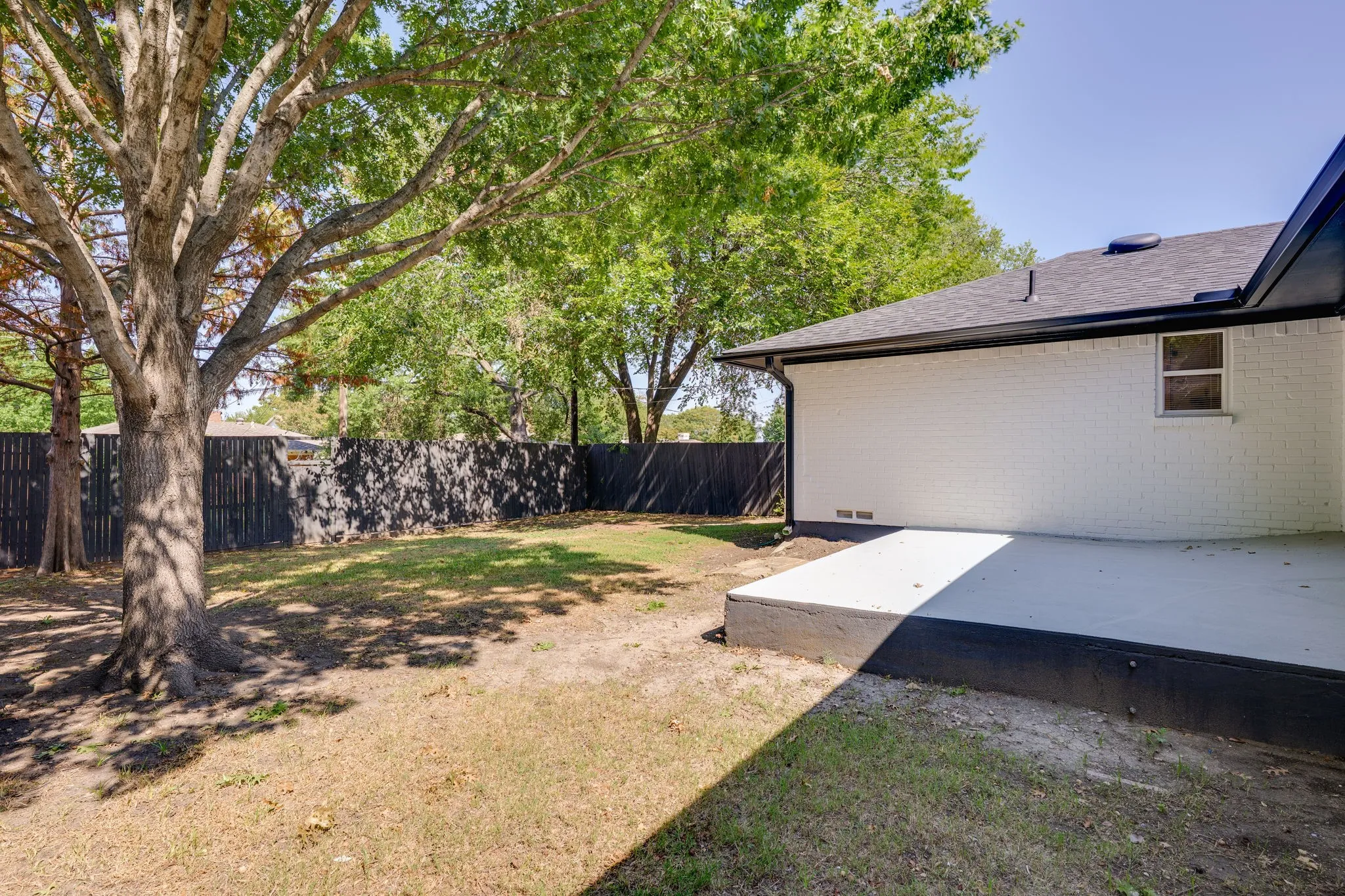 Single Family Residence For Sale in Dallas County , 1217 Mayfield Avenue, Garland, Texas 75041, 3 Bedroom, 2 Bathroom, 2 Garage spaces, 1,500 Sqft, built in 1963, mls#21399242, Real Estate Agent in Garland, Homes For Sale in Dallas county, Homes For Sale in Garland, Realtor in Garland Texas, Real Estate Brokerage Independent Realty Texas, Luminita Cordes Realtor