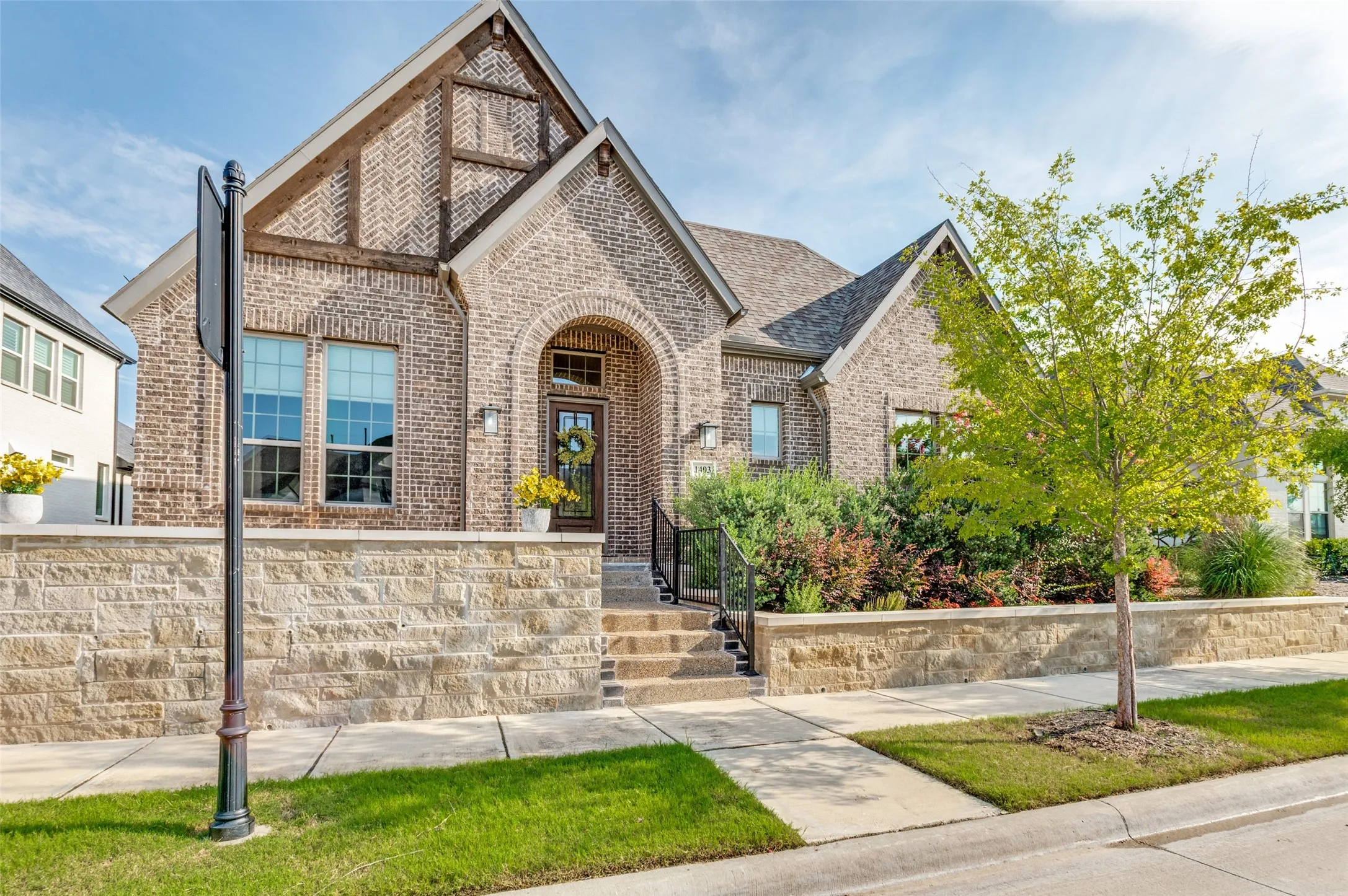 Single Family Residence For Sale in Tarrant County , 1403 Laurel Green Court, Arlington, Texas 76005, 3 Bedroom, 3 Bathroom, 2 Garage spaces, 3,288 Sqft, built in 2022, mls#21408771, Real Estate Agent in Arlington, Homes For Sale in Tarrant county, Homes For Sale in Arlington, Realtor in Arlington Texas, Real Estate Brokerage Independent Realty Texas, Luminita Cordes Realtor
