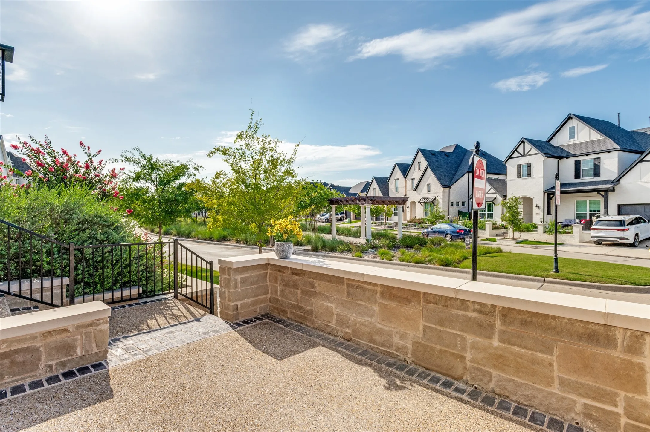 Single Family Residence For Sale in Tarrant County , 1403 Laurel Green Court, Arlington, Texas 76005, 3 Bedroom, 3 Bathroom, 2 Garage spaces, 3,288 Sqft, built in 2022, mls#21408771, Real Estate Agent in Arlington, Homes For Sale in Tarrant county, Homes For Sale in Arlington, Realtor in Arlington Texas, Real Estate Brokerage Independent Realty Texas, Luminita Cordes Realtor