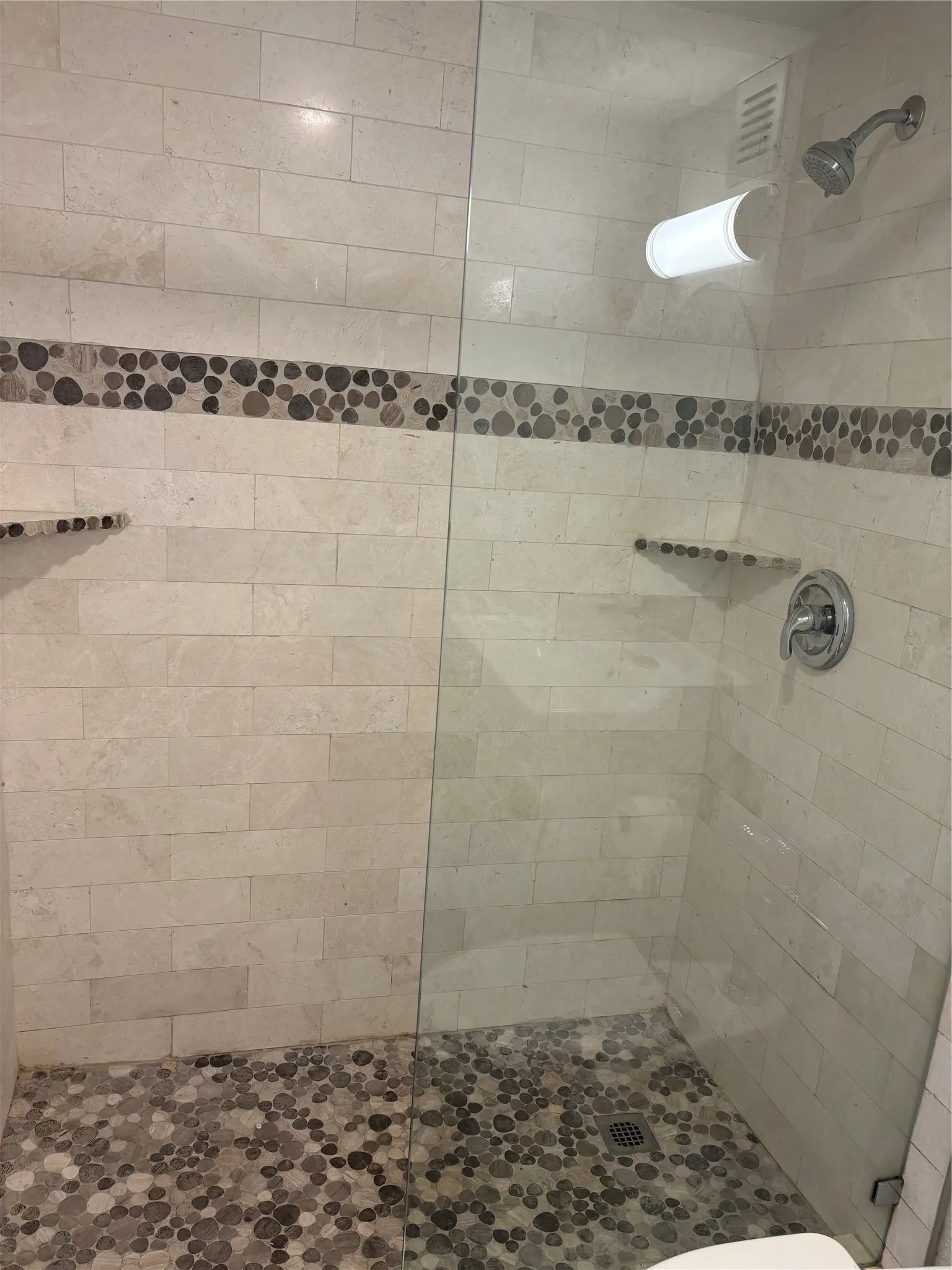 Condominium For Sale in Dallas County , 3883 Turtle Creek Boulevard 907, Dallas, Texas 75219, 1 Bedroom, 1 Bathroom, 1 Garage spaces, 783 Sqft, built in 1963, mls#21410353, Real Estate Agent in Dallas, Homes For Sale in Dallas county, Homes For Sale in Dallas, Realtor in Dallas Texas, Real Estate Brokerage Independent Realty Texas, Luminita Cordes Realtor