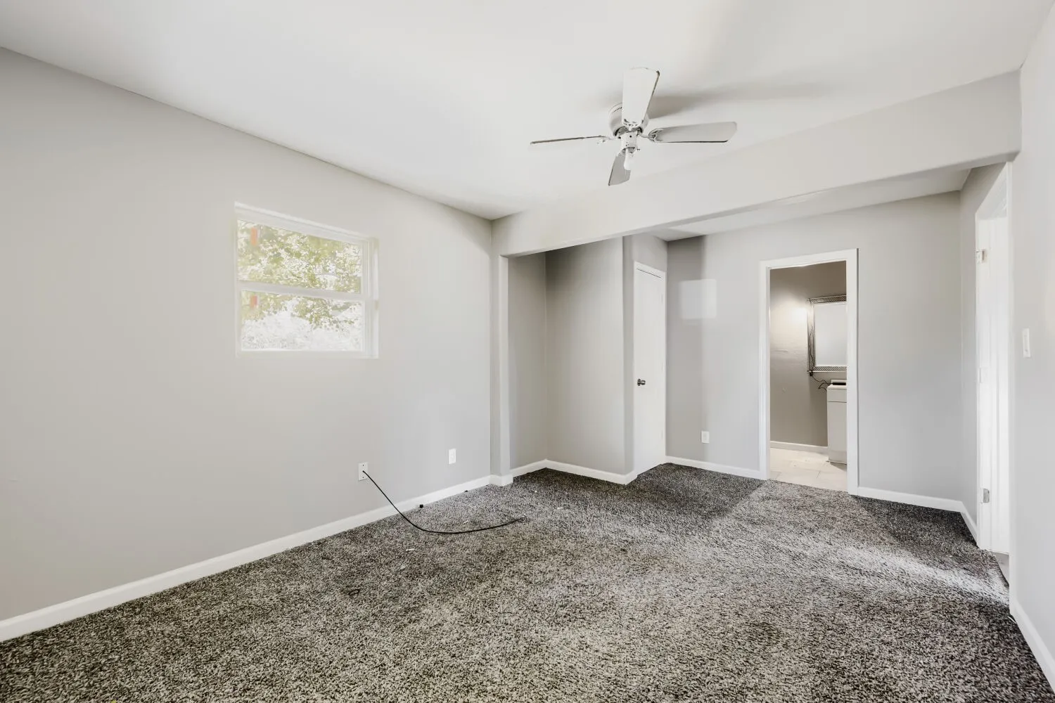 Single Family Residence For Sale in Tarrant County , 3508 Livingston Avenue, Fort Worth, Texas 76110, 3 Bedroom, 2 Bathroom, Garage spaces, 1,020 Sqft, built in 1920, mls#21404481, Real Estate Agent in Fort Worth, Homes For Sale in Tarrant county, Homes For Sale in Fort Worth, Realtor in Fort Worth Texas, Real Estate Brokerage Independent Realty Texas, Luminita Cordes Realtor