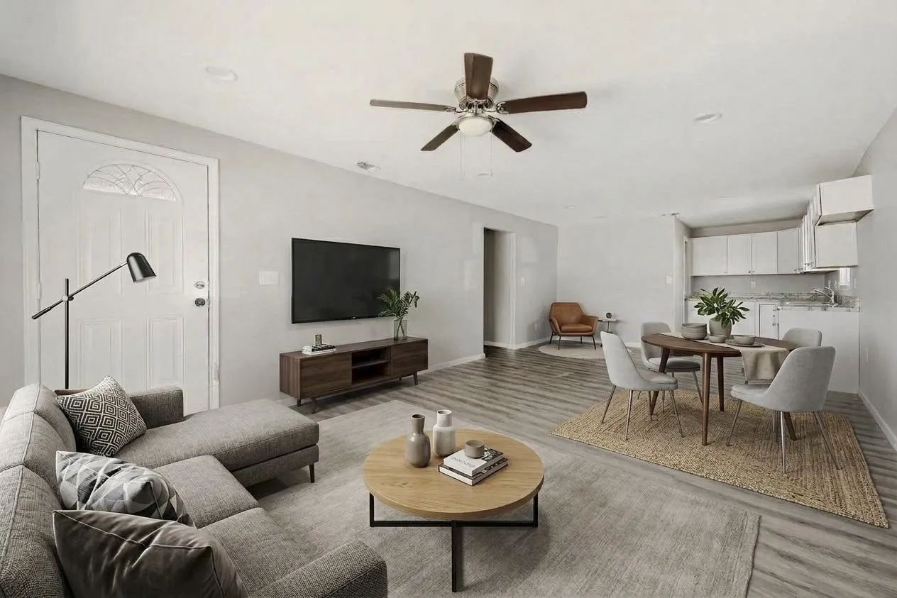 Single Family Residence For Sale in Tarrant County , 3508 Livingston Avenue, Fort Worth, Texas 76110, 3 Bedroom, 2 Bathroom, Garage spaces, 1,020 Sqft, built in 1920, mls#21404481, Real Estate Agent in Fort Worth, Homes For Sale in Tarrant county, Homes For Sale in Fort Worth, Realtor in Fort Worth Texas, Real Estate Brokerage Independent Realty Texas, Luminita Cordes Realtor