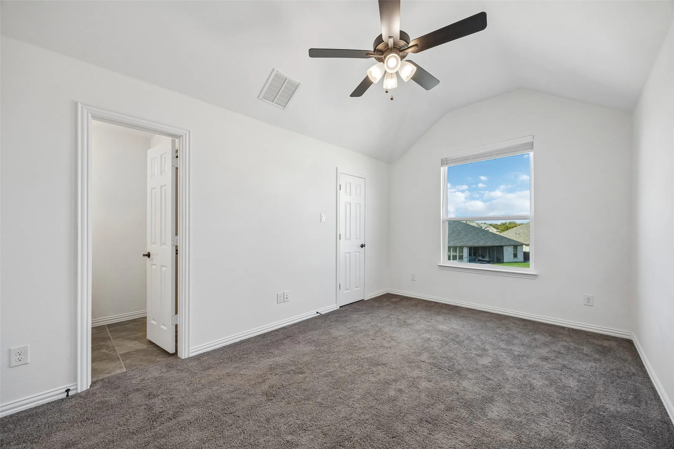 Single Family Residence For Sale in Denton County , 1817 Ordonez Drive, Little Elm, Texas 75068, 5 Bedroom, 4 Bathroom, 3 Garage spaces, 3,988 Sqft, built in 2022, mls#21405911, Real Estate Agent in Little Elm, Homes For Sale in Denton county, Homes For Sale in Little Elm, Realtor in Little Elm Texas, Real Estate Brokerage Independent Realty Texas, Luminita Cordes Realtor