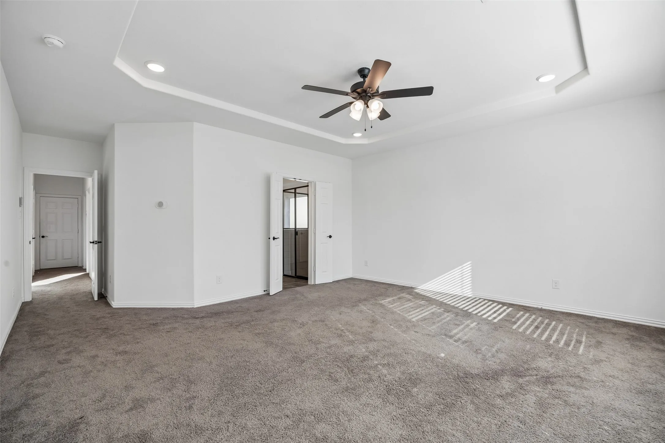 Single Family Residence For Sale in Denton County , 1817 Ordonez Drive, Little Elm, Texas 75068, 5 Bedroom, 4 Bathroom, 3 Garage spaces, 3,988 Sqft, built in 2022, mls#21405911, Real Estate Agent in Little Elm, Homes For Sale in Denton county, Homes For Sale in Little Elm, Realtor in Little Elm Texas, Real Estate Brokerage Independent Realty Texas, Luminita Cordes Realtor