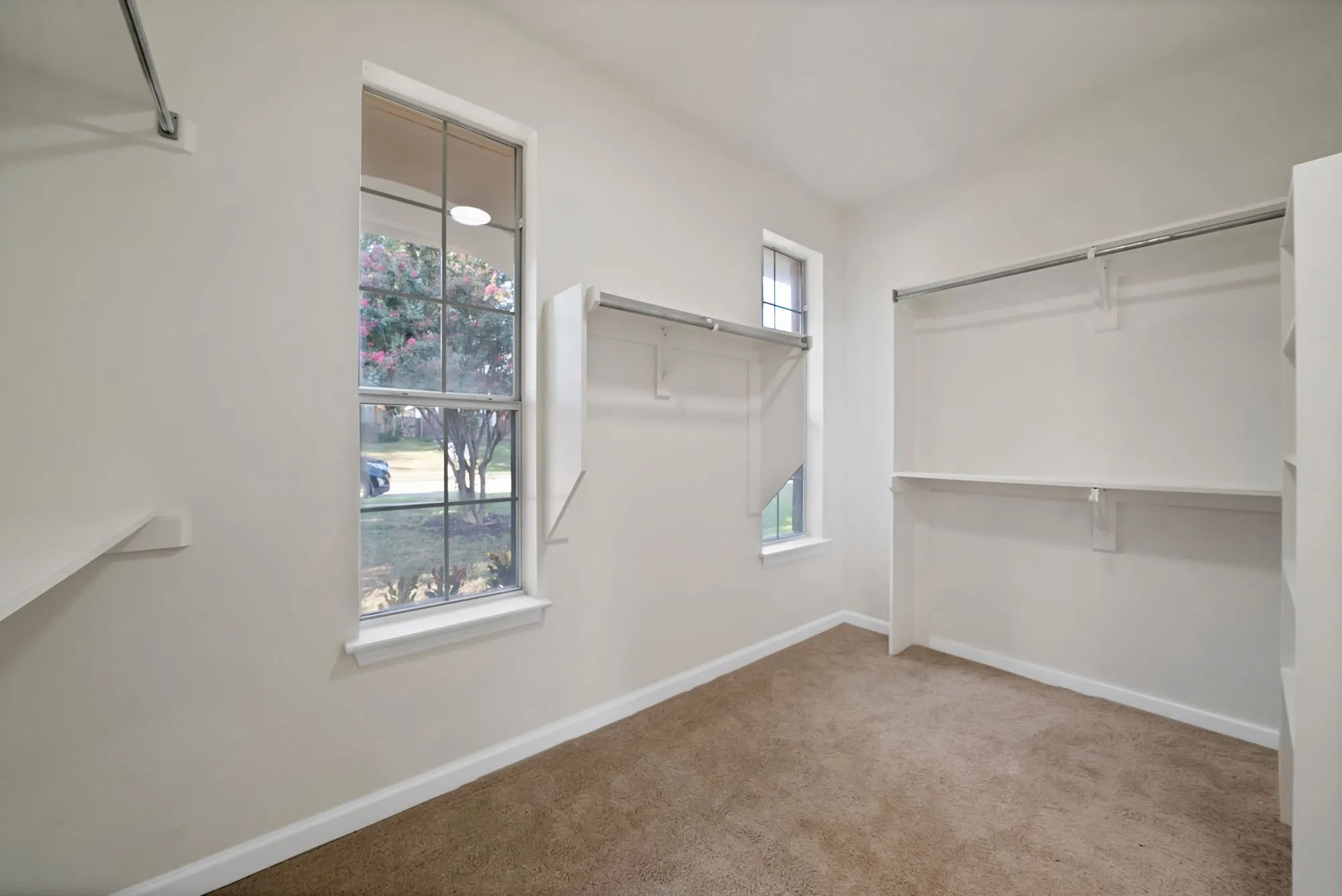 Single Family Residence For Sale in Denton County , 4524 Highridge Drive, The Colony, Texas 75056, 3 Bedroom, 2 Bathroom, 2 Garage spaces, 1,644 Sqft, built in 1998, mls#21408092, Real Estate Agent in The Colony, Homes For Sale in Denton county, Homes For Sale in The Colony, Realtor in The Colony Texas, Real Estate Brokerage Independent Realty Texas, Luminita Cordes Realtor