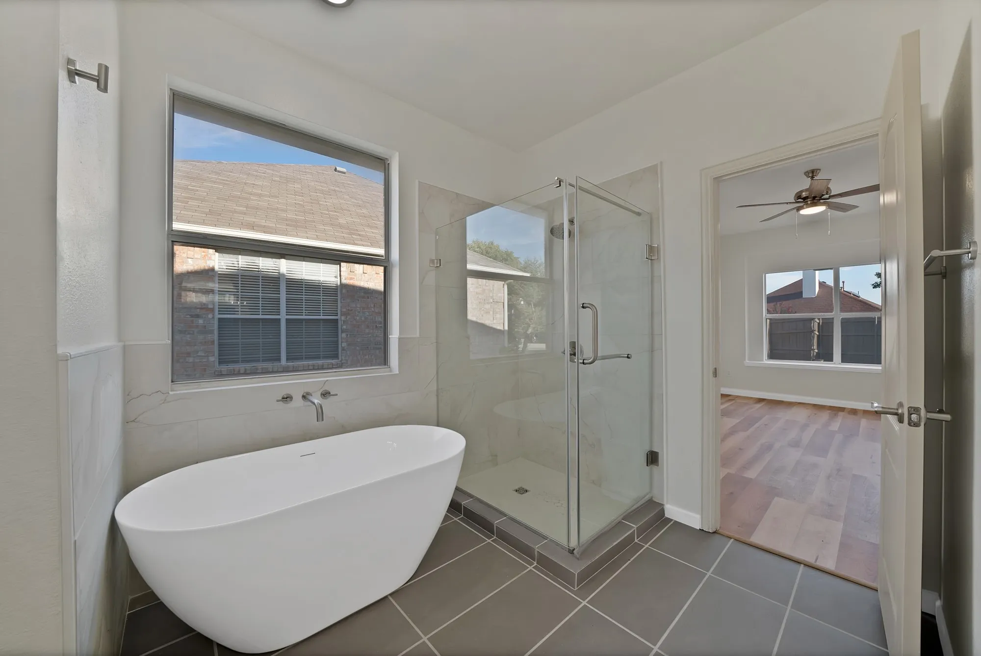 Single Family Residence For Sale in Denton County , 4524 Highridge Drive, The Colony, Texas 75056, 3 Bedroom, 2 Bathroom, 2 Garage spaces, 1,644 Sqft, built in 1998, mls#21408092, Real Estate Agent in The Colony, Homes For Sale in Denton county, Homes For Sale in The Colony, Realtor in The Colony Texas, Real Estate Brokerage Independent Realty Texas, Luminita Cordes Realtor