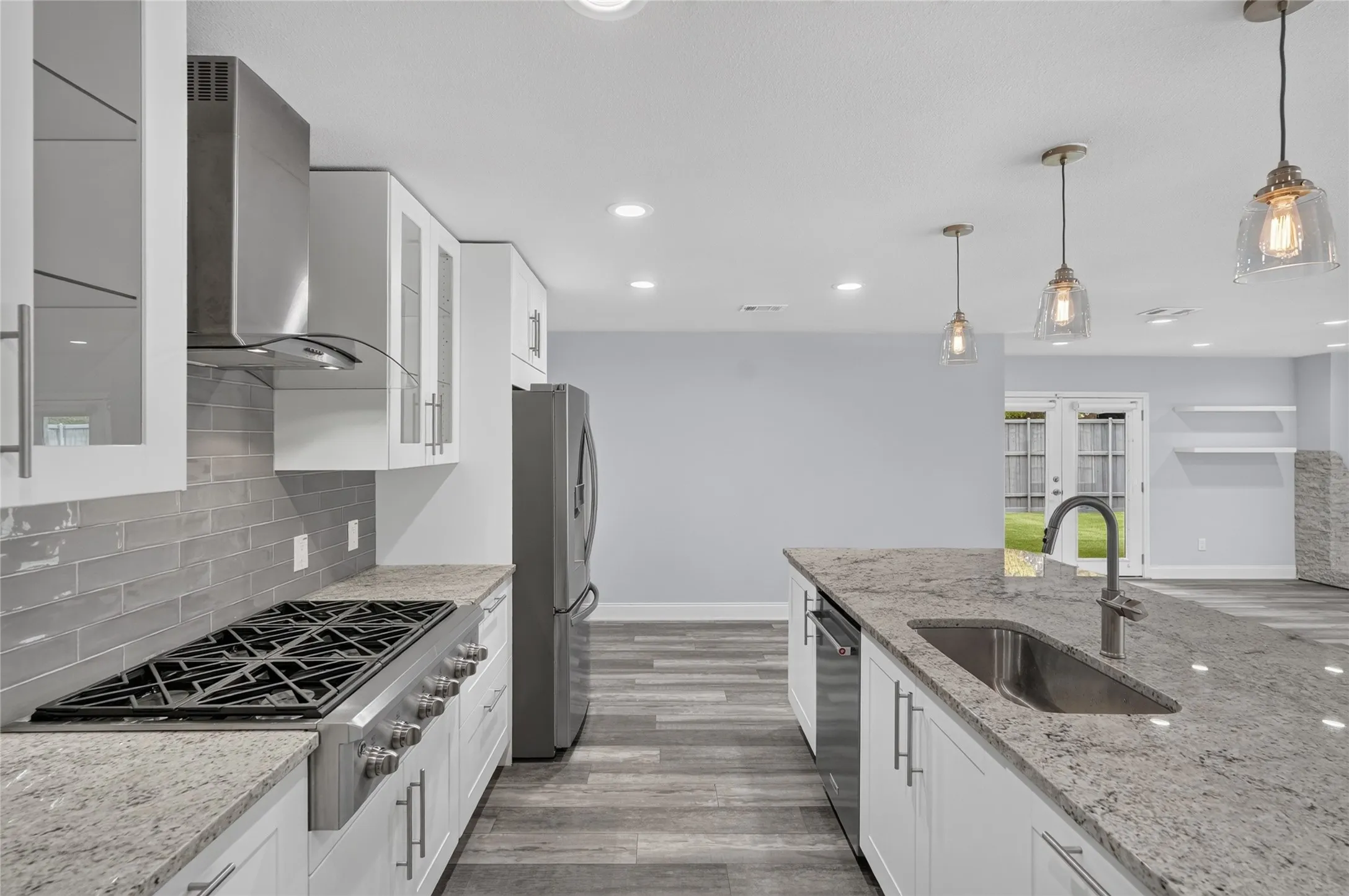 Single Family Residence For Sale in Dallas County , 6711 Duffield Court, Dallas, Texas 75248, 4 Bedroom, 3 Bathroom, 2 Garage spaces, 2,628 Sqft, built in 1976, mls#21410341, Real Estate Agent in Dallas, Homes For Sale in Dallas county, Homes For Sale in Dallas, Realtor in Dallas Texas, Real Estate Brokerage Independent Realty Texas, Luminita Cordes Realtor