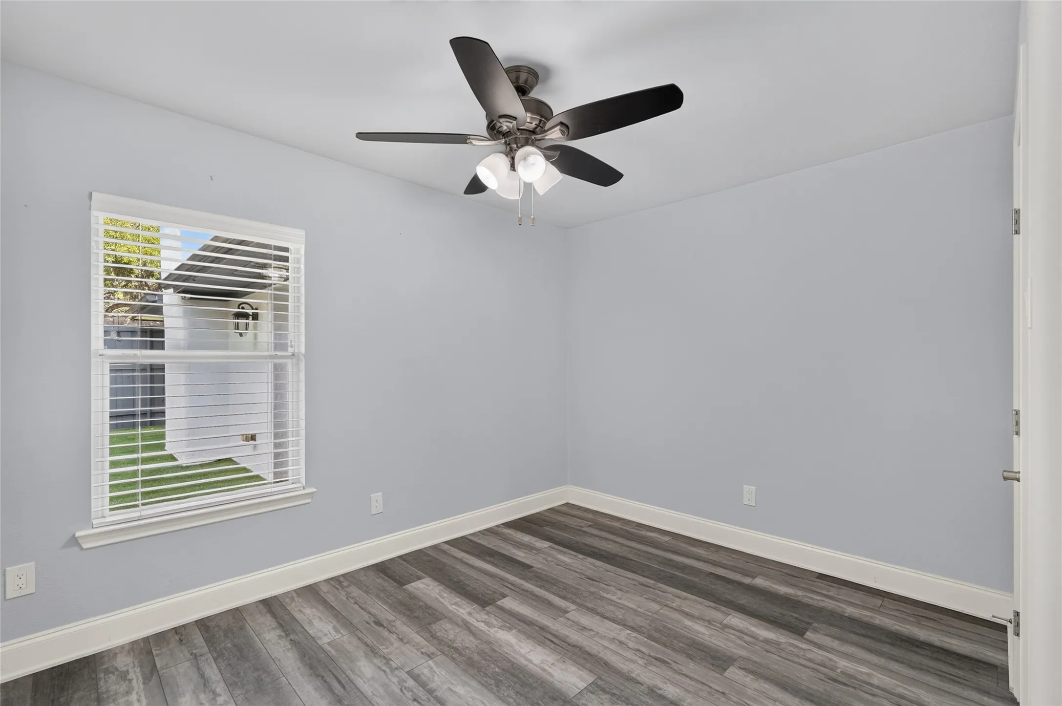 Single Family Residence For Sale in Dallas County , 6711 Duffield Court, Dallas, Texas 75248, 4 Bedroom, 3 Bathroom, 2 Garage spaces, 2,628 Sqft, built in 1976, mls#21410341, Real Estate Agent in Dallas, Homes For Sale in Dallas county, Homes For Sale in Dallas, Realtor in Dallas Texas, Real Estate Brokerage Independent Realty Texas, Luminita Cordes Realtor