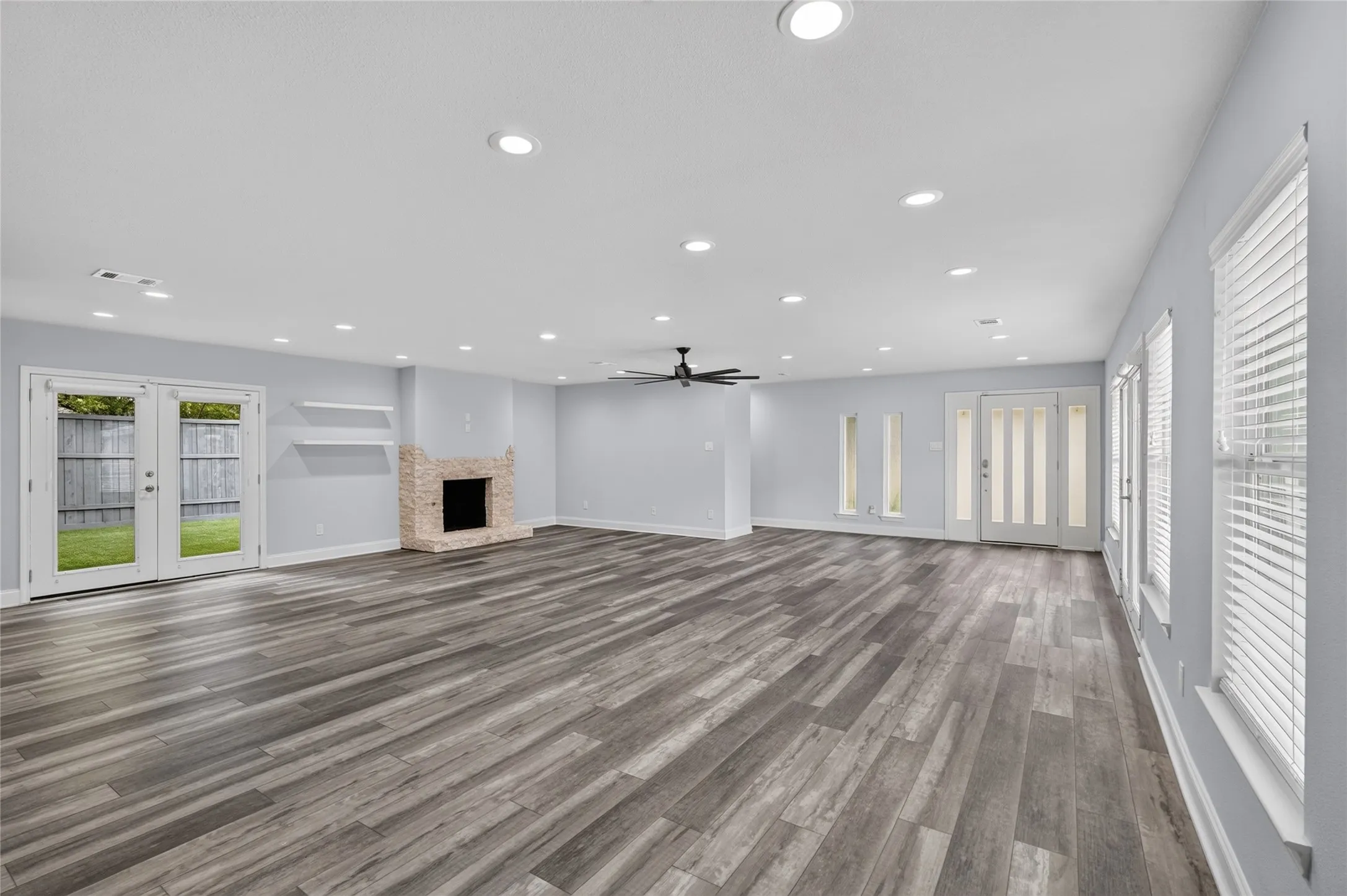 Single Family Residence For Sale in Dallas County , 6711 Duffield Court, Dallas, Texas 75248, 4 Bedroom, 3 Bathroom, 2 Garage spaces, 2,628 Sqft, built in 1976, mls#21410341, Real Estate Agent in Dallas, Homes For Sale in Dallas county, Homes For Sale in Dallas, Realtor in Dallas Texas, Real Estate Brokerage Independent Realty Texas, Luminita Cordes Realtor