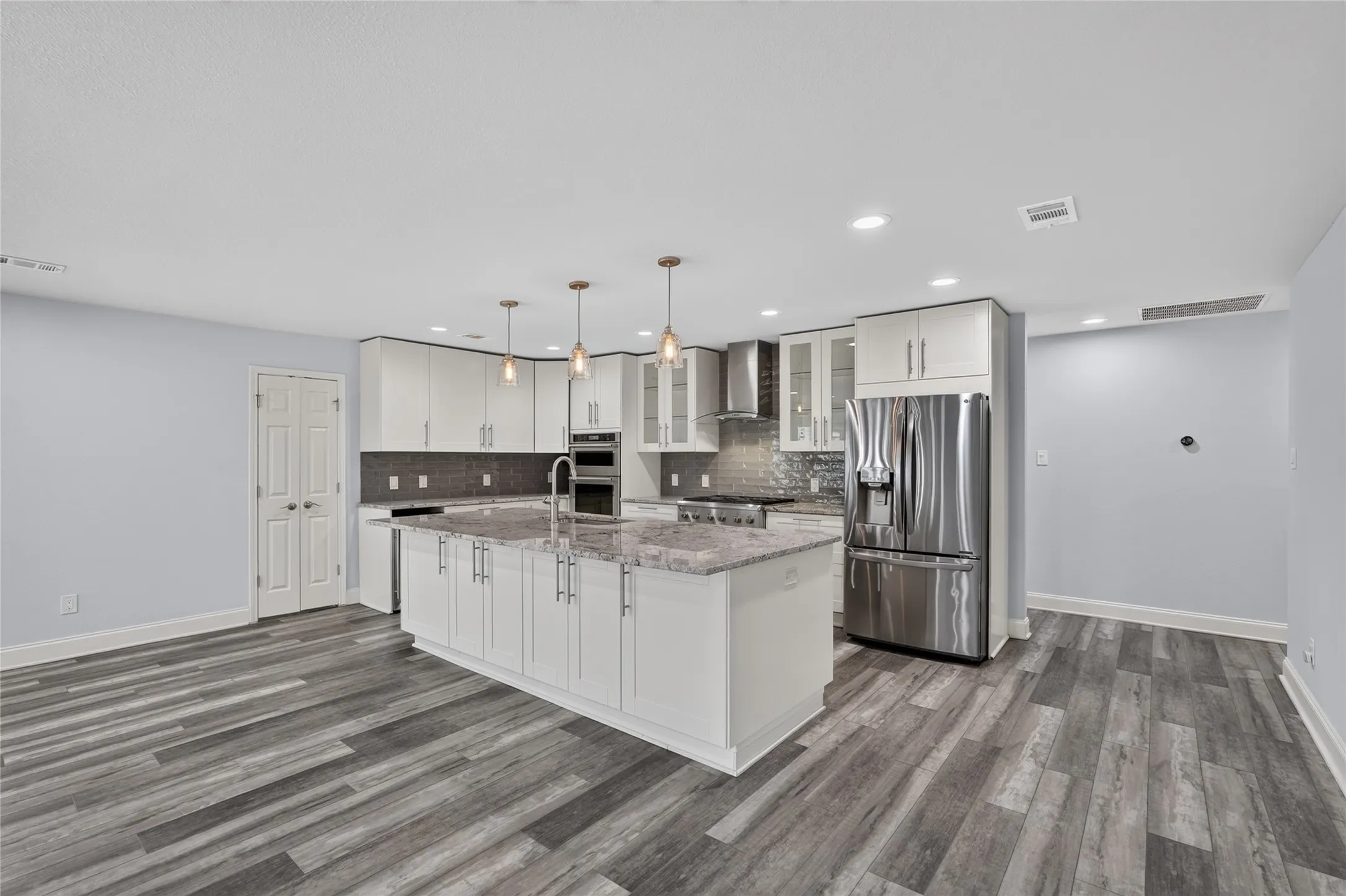 Single Family Residence For Sale in Dallas County , 6711 Duffield Court, Dallas, Texas 75248, 4 Bedroom, 3 Bathroom, 2 Garage spaces, 2,628 Sqft, built in 1976, mls#21410341, Real Estate Agent in Dallas, Homes For Sale in Dallas county, Homes For Sale in Dallas, Realtor in Dallas Texas, Real Estate Brokerage Independent Realty Texas, Luminita Cordes Realtor