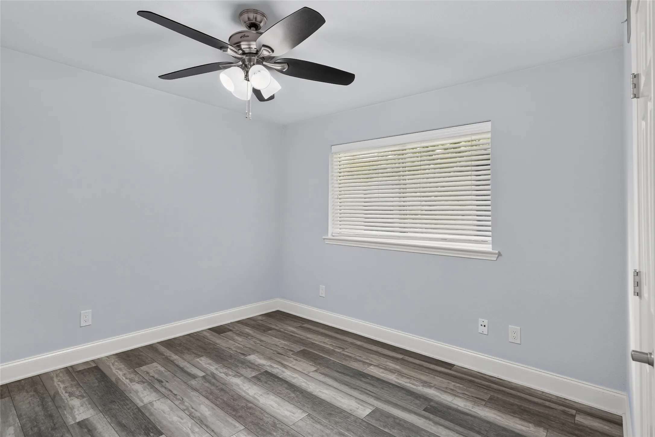 Single Family Residence For Sale in Dallas County , 6711 Duffield Court, Dallas, Texas 75248, 4 Bedroom, 3 Bathroom, 2 Garage spaces, 2,628 Sqft, built in 1976, mls#21410341, Real Estate Agent in Dallas, Homes For Sale in Dallas county, Homes For Sale in Dallas, Realtor in Dallas Texas, Real Estate Brokerage Independent Realty Texas, Luminita Cordes Realtor