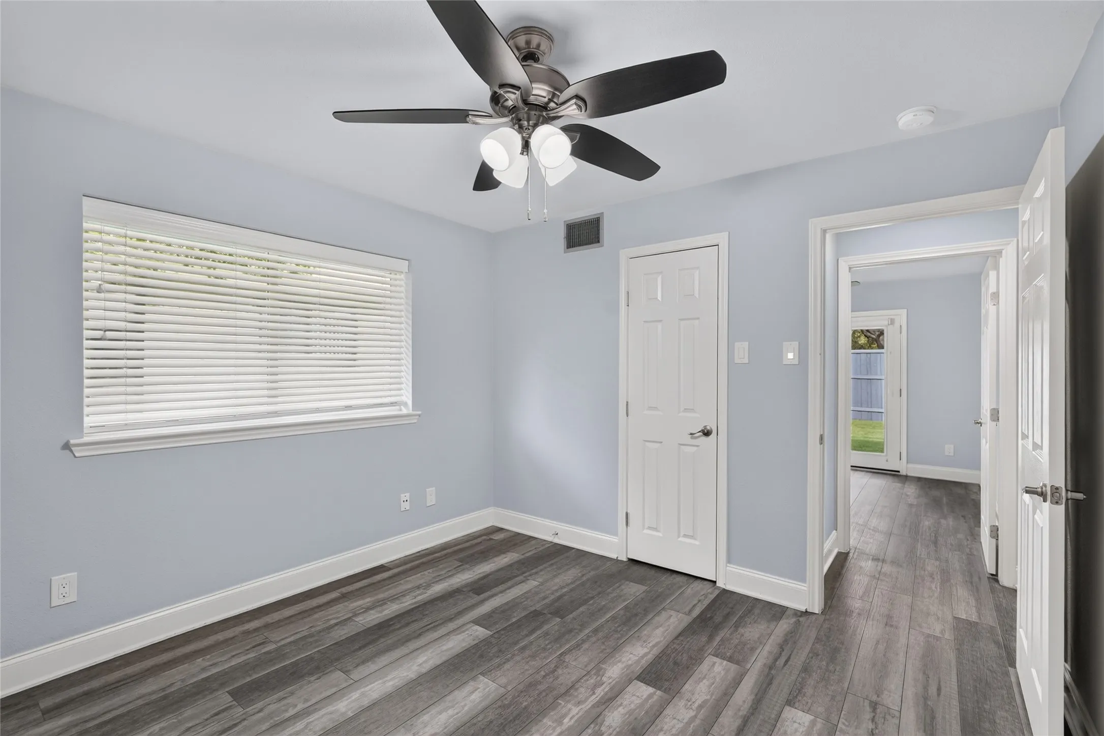 Single Family Residence For Sale in Dallas County , 6711 Duffield Court, Dallas, Texas 75248, 4 Bedroom, 3 Bathroom, 2 Garage spaces, 2,628 Sqft, built in 1976, mls#21410341, Real Estate Agent in Dallas, Homes For Sale in Dallas county, Homes For Sale in Dallas, Realtor in Dallas Texas, Real Estate Brokerage Independent Realty Texas, Luminita Cordes Realtor