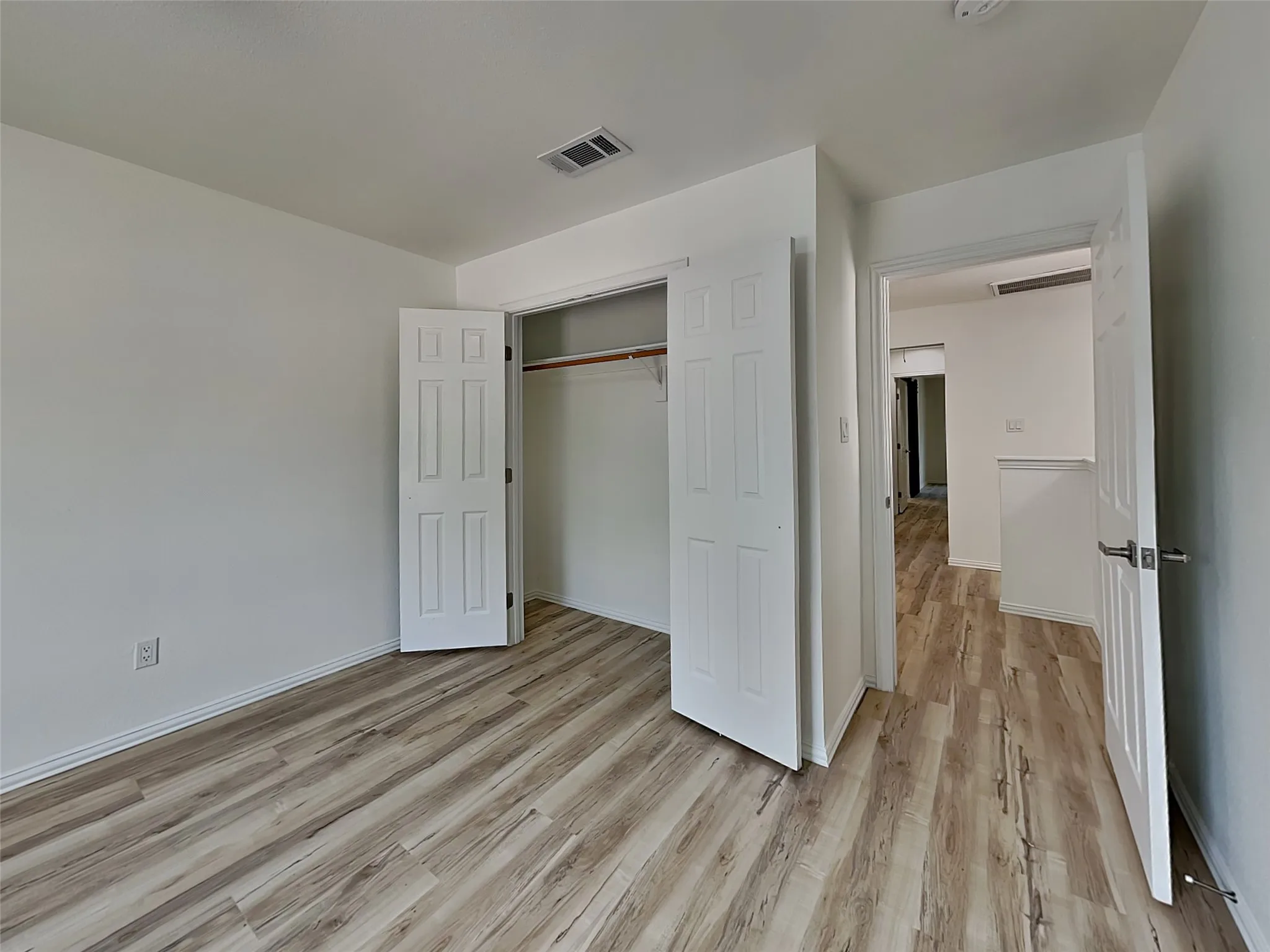 Single Family Residence For Rent in Collin County , 807 Fenet Street B, Mc Kinney, Texas 75069, 3 Bedroom, 3 Bathroom, 1 Garage spaces, 3,072 Sqft, built in 2008, mls#21410241, Real Estate Agent in Mc Kinney, Homes For Rent in Collin county, Homes For Rent in Mc Kinney, Realtor in Mc Kinney Texas, Real Estate Brokerage Independent Realty Texas, Luminita Cordes Realtor