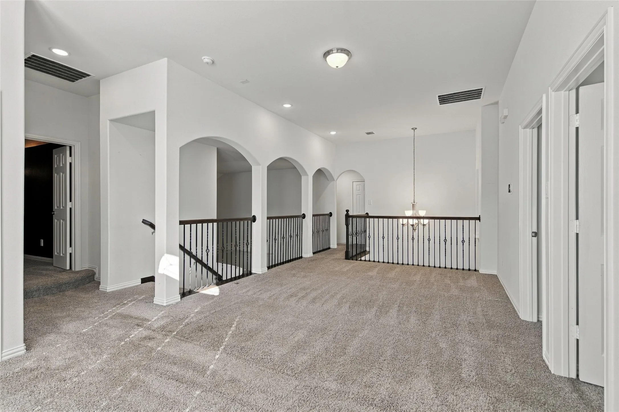Single Family Residence For Rent in Denton County , 1712 Frisco Hills Boulevard, Little Elm, Texas 75068, 4 Bedroom, 5 Bathroom, 2 Garage spaces, 3,343 Sqft, built in 2020, mls#21406726, Real Estate Agent in Little Elm, Homes For Rent in Denton county, Homes For Rent in Little Elm, Realtor in Little Elm Texas, Real Estate Brokerage Independent Realty Texas, Luminita Cordes Realtor