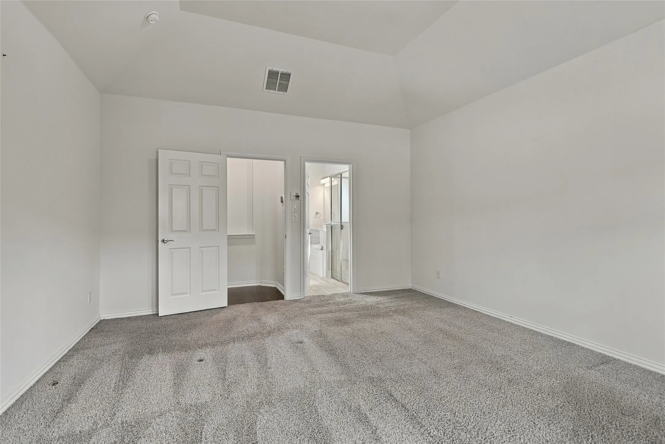 Single Family Residence For Rent in Denton County , 1712 Frisco Hills Boulevard, Little Elm, Texas 75068, 4 Bedroom, 5 Bathroom, 2 Garage spaces, 3,343 Sqft, built in 2020, mls#21406726, Real Estate Agent in Little Elm, Homes For Rent in Denton county, Homes For Rent in Little Elm, Realtor in Little Elm Texas, Real Estate Brokerage Independent Realty Texas, Luminita Cordes Realtor