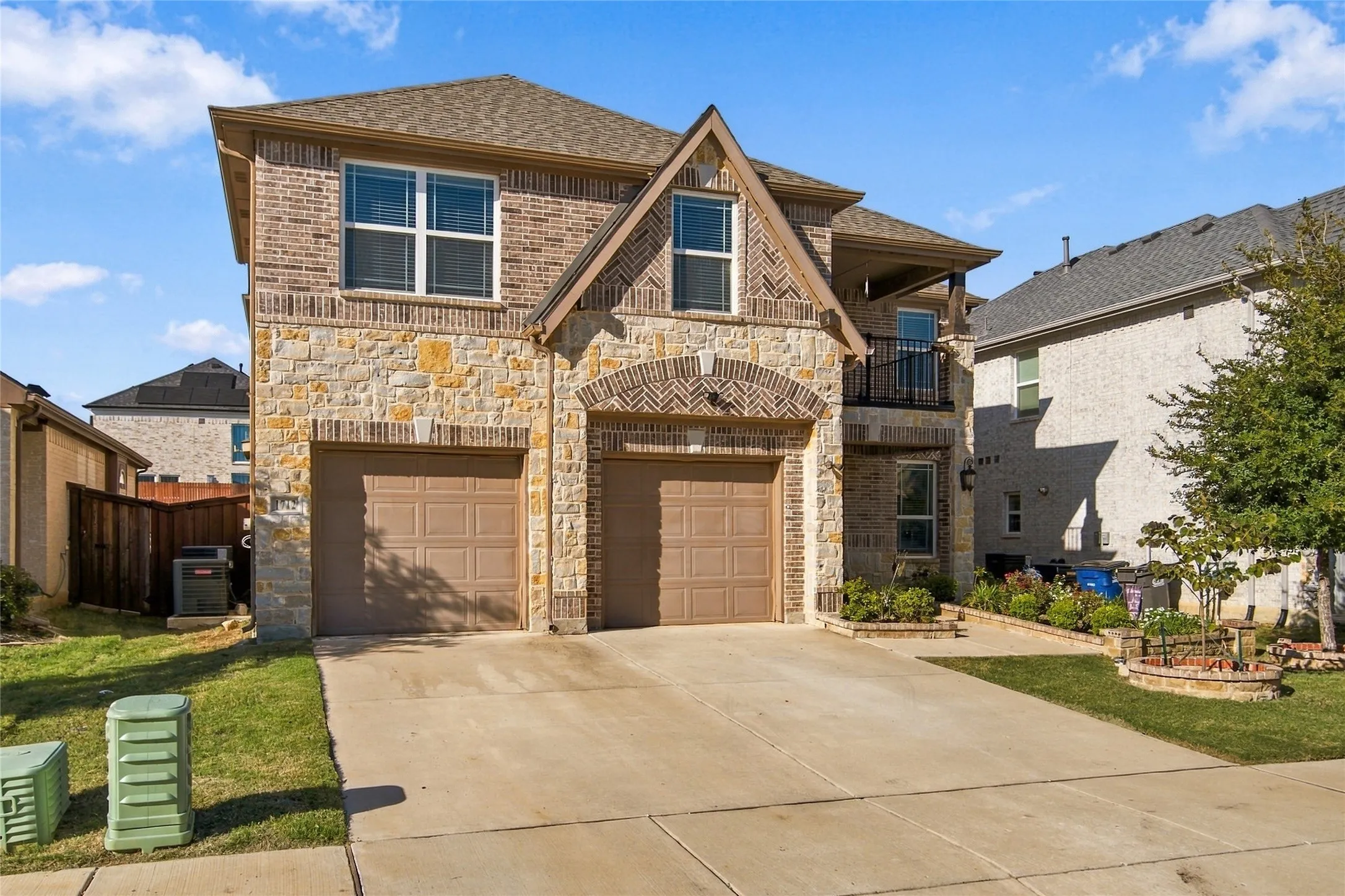 Single Family Residence For Rent in Denton County , 1712 Frisco Hills Boulevard, Little Elm, Texas 75068, 4 Bedroom, 5 Bathroom, 2 Garage spaces, 3,343 Sqft, built in 2020, mls#21406726, Real Estate Agent in Little Elm, Homes For Rent in Denton county, Homes For Rent in Little Elm, Realtor in Little Elm Texas, Real Estate Brokerage Independent Realty Texas, Luminita Cordes Realtor