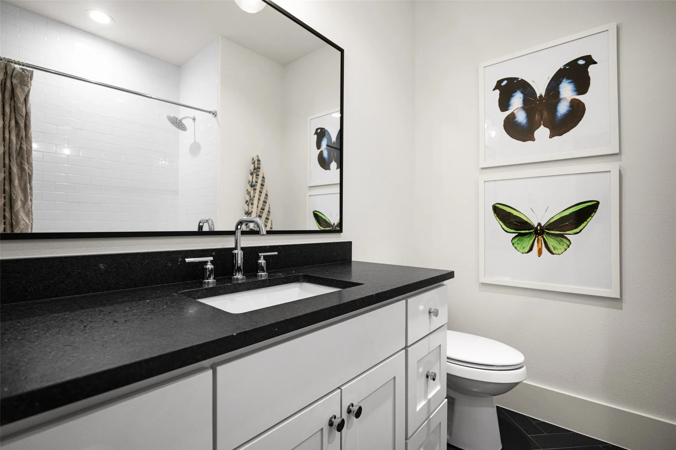 Single Family Residence For Rent in Dallas County , 5622 Matalee Avenue, Dallas, Texas 75206, 3 Bedroom, 4 Bathroom, 2 Garage spaces, 2,692 Sqft, built in 2019, mls#21410344, Real Estate Agent in Dallas, Homes For Rent in Dallas county, Homes For Rent in Dallas, Realtor in Dallas Texas, Real Estate Brokerage Independent Realty Texas, Luminita Cordes Realtor