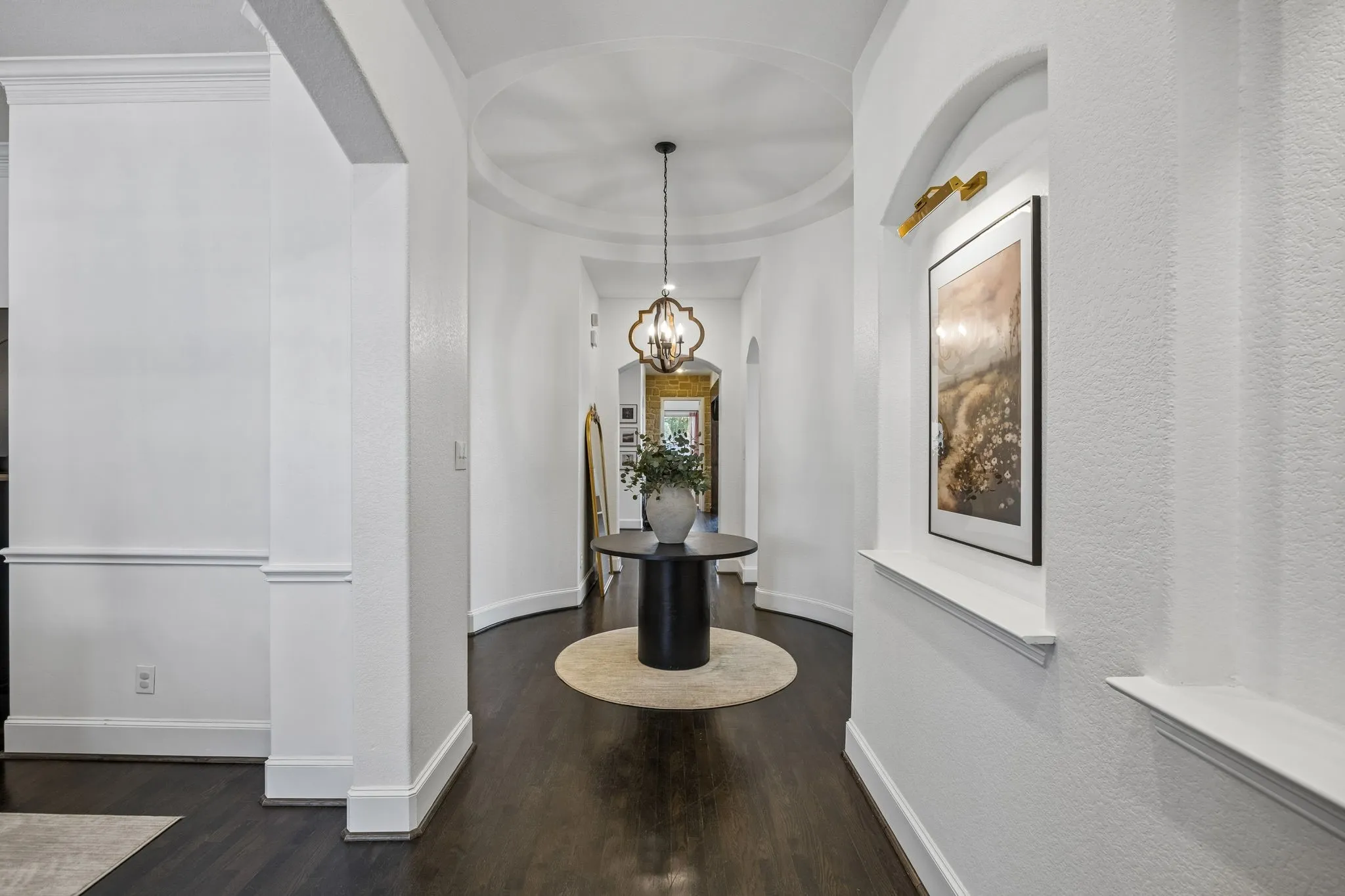 Looking into the home from the front entry