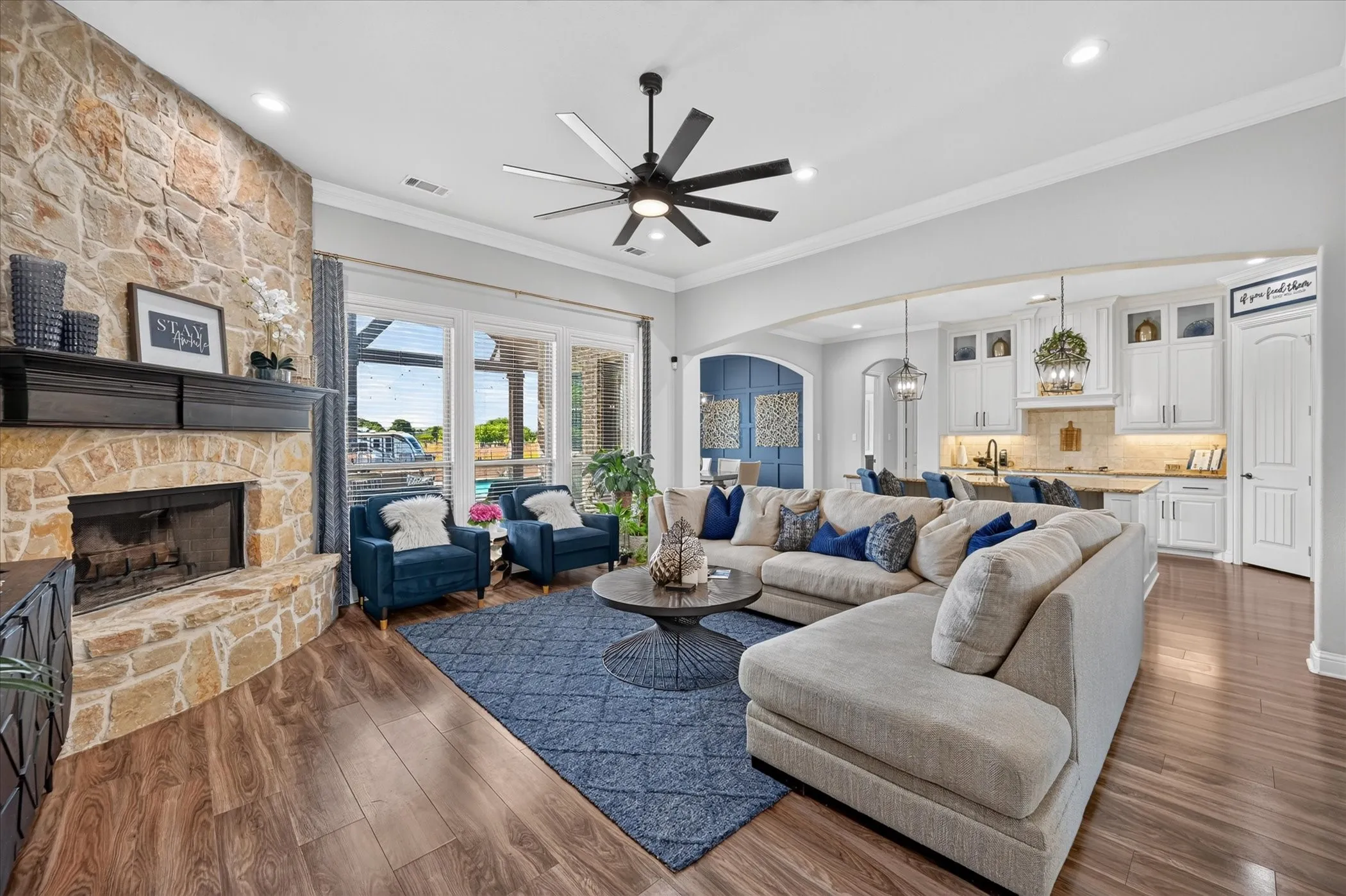 Single Family Residence For Sale in Ellis County , 2310 River Bend Court, Midlothian, Texas 76065, 4 Bedroom, 3 Bathroom, 3 Garage spaces, 2,780 Sqft, built in 2015, mls#21409933, Real Estate Agent in Midlothian, Homes For Sale in Ellis county, Homes For Sale in Midlothian, Realtor in Midlothian Texas, Real Estate Brokerage Independent Realty Texas, Luminita Cordes Realtor