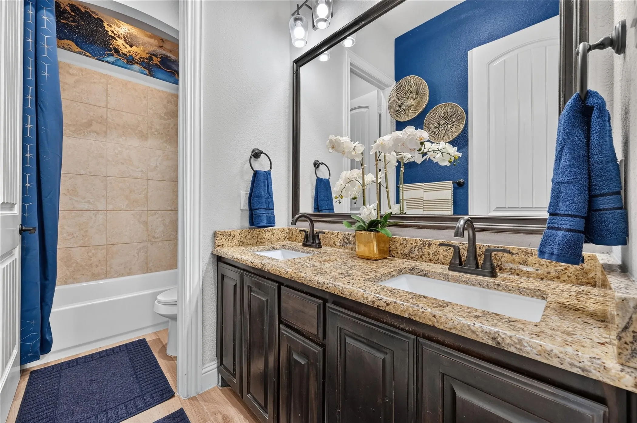 Single Family Residence For Sale in Ellis County , 2310 River Bend Court, Midlothian, Texas 76065, 4 Bedroom, 3 Bathroom, 3 Garage spaces, 2,780 Sqft, built in 2015, mls#21409933, Real Estate Agent in Midlothian, Homes For Sale in Ellis county, Homes For Sale in Midlothian, Realtor in Midlothian Texas, Real Estate Brokerage Independent Realty Texas, Luminita Cordes Realtor