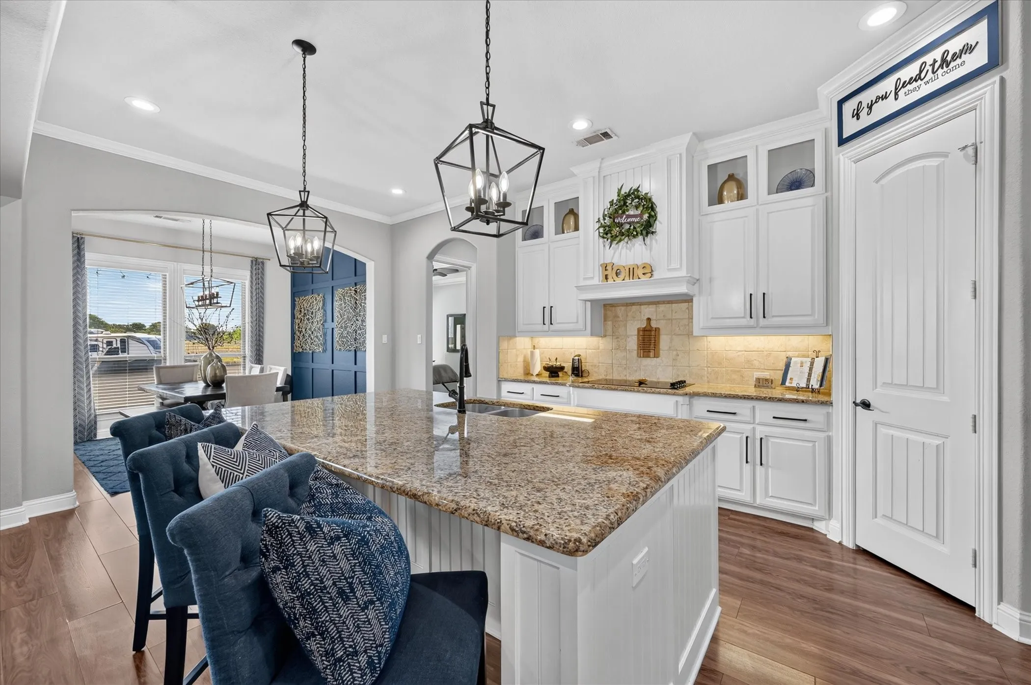 Single Family Residence For Sale in Ellis County , 2310 River Bend Court, Midlothian, Texas 76065, 4 Bedroom, 3 Bathroom, 3 Garage spaces, 2,780 Sqft, built in 2015, mls#21409933, Real Estate Agent in Midlothian, Homes For Sale in Ellis county, Homes For Sale in Midlothian, Realtor in Midlothian Texas, Real Estate Brokerage Independent Realty Texas, Luminita Cordes Realtor