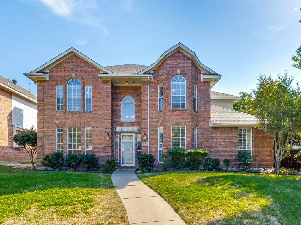 Single Family Residence For Sale