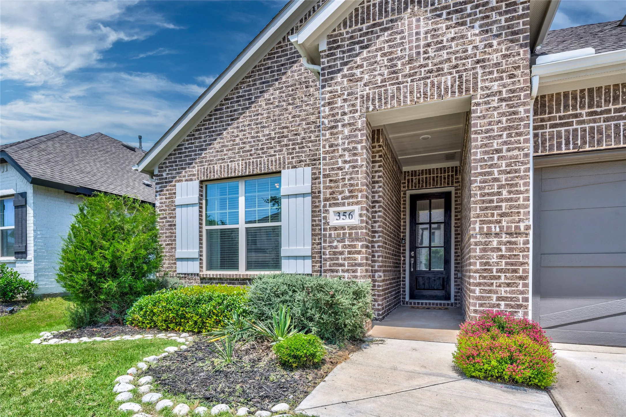 Single Family Residence For Sale in Denton County , 356 Greenbriar Road, Little Elm, Texas 75068, 3 Bedroom, 2 Bathroom, 3 Garage spaces, 2,224 Sqft, built in 2022, mls#21410371, Real Estate Agent in Little Elm, Homes For Sale in Denton county, Homes For Sale in Little Elm, Realtor in Little Elm Texas, Real Estate Brokerage Independent Realty Texas, Luminita Cordes Realtor