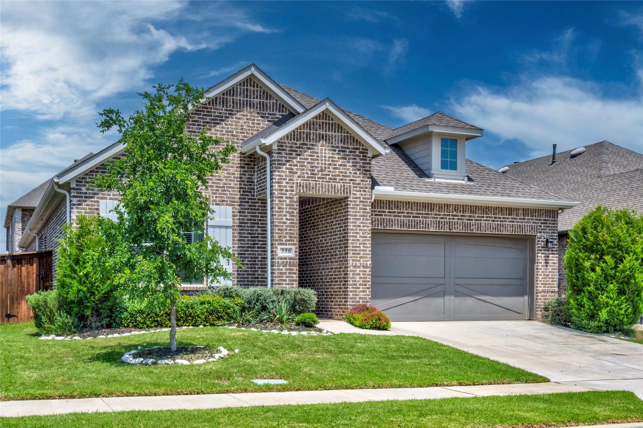 Single Family Residence For Sale