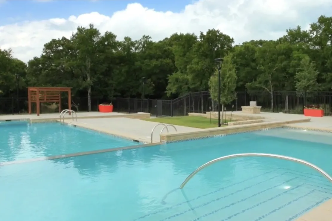 Single Family Residence For Sale in Denton County , 356 Greenbriar Road, Little Elm, Texas 75068, 3 Bedroom, 2 Bathroom, 3 Garage spaces, 2,224 Sqft, built in 2022, mls#21410371, Real Estate Agent in Little Elm, Homes For Sale in Denton county, Homes For Sale in Little Elm, Realtor in Little Elm Texas, Real Estate Brokerage Independent Realty Texas, Luminita Cordes Realtor