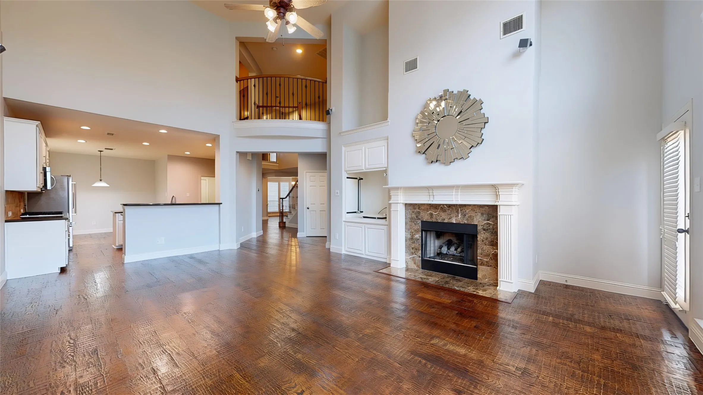 Single Family Residence For Sale in Denton County , 4400 Delaina Drive, Flower Mound, Texas 75022, 4 Bedroom, 4 Bathroom, 3 Garage spaces, 3,256 Sqft, built in 2005, mls#21410382, Real Estate Agent in Flower Mound, Homes For Sale in Denton county, Homes For Sale in Flower Mound, Realtor in Flower Mound Texas, Real Estate Brokerage Independent Realty Texas, Luminita Cordes Realtor
