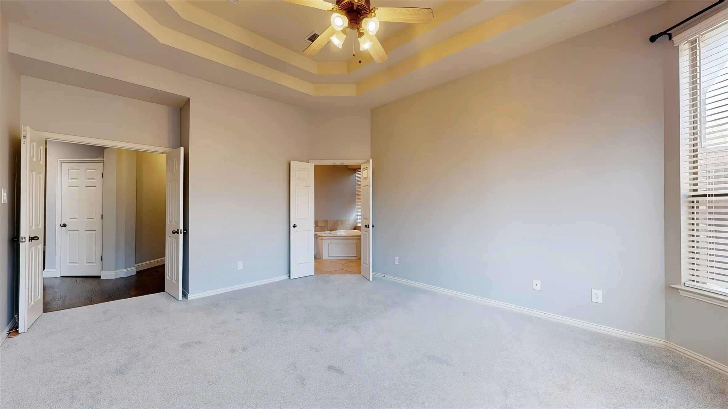 Single Family Residence For Sale in Denton County , 4400 Delaina Drive, Flower Mound, Texas 75022, 4 Bedroom, 4 Bathroom, 3 Garage spaces, 3,256 Sqft, built in 2005, mls#21410382, Real Estate Agent in Flower Mound, Homes For Sale in Denton county, Homes For Sale in Flower Mound, Realtor in Flower Mound Texas, Real Estate Brokerage Independent Realty Texas, Luminita Cordes Realtor