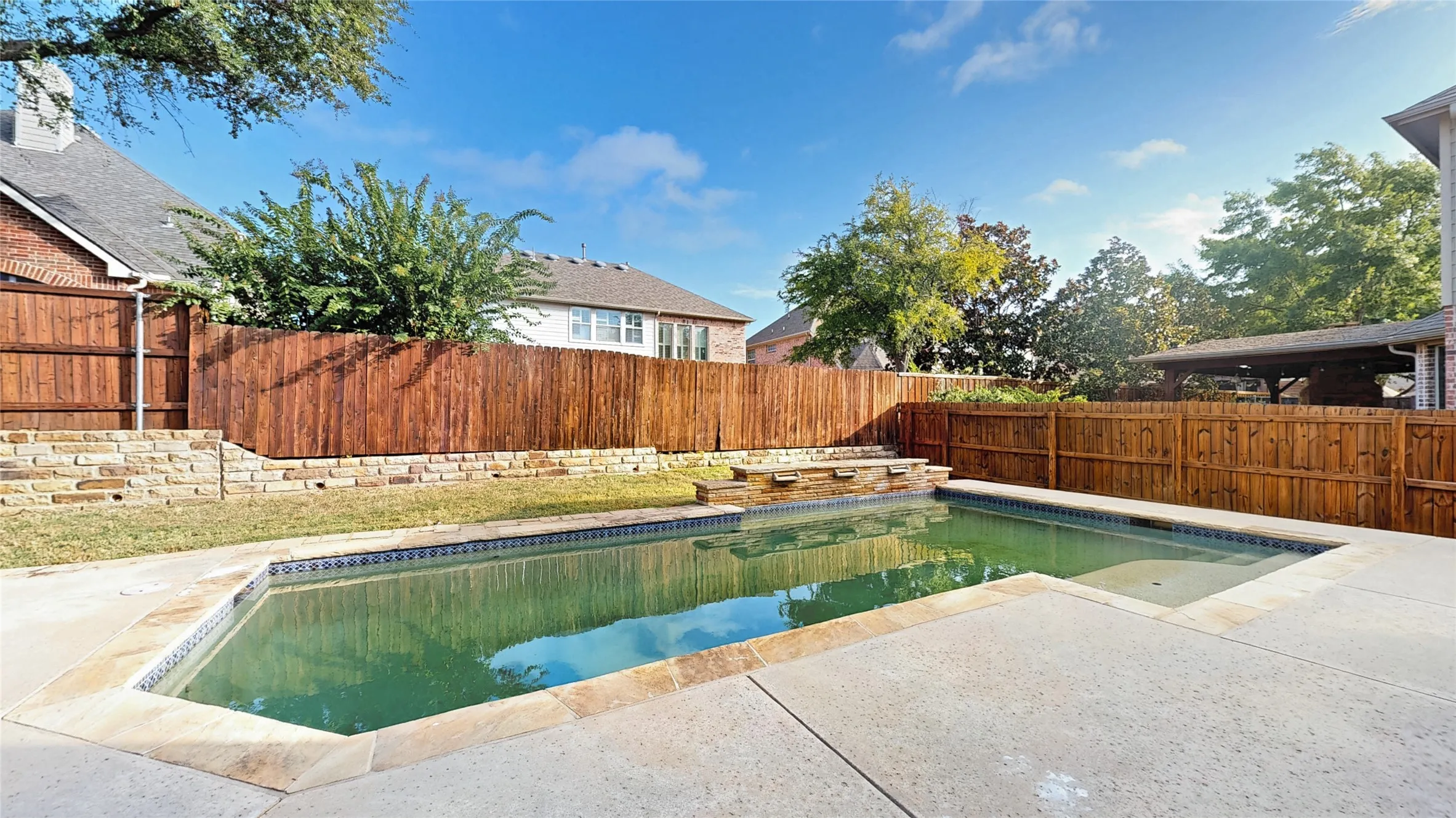 Single Family Residence For Sale in Denton County , 4400 Delaina Drive, Flower Mound, Texas 75022, 4 Bedroom, 4 Bathroom, 3 Garage spaces, 3,256 Sqft, built in 2005, mls#21410382, Real Estate Agent in Flower Mound, Homes For Sale in Denton county, Homes For Sale in Flower Mound, Realtor in Flower Mound Texas, Real Estate Brokerage Independent Realty Texas, Luminita Cordes Realtor